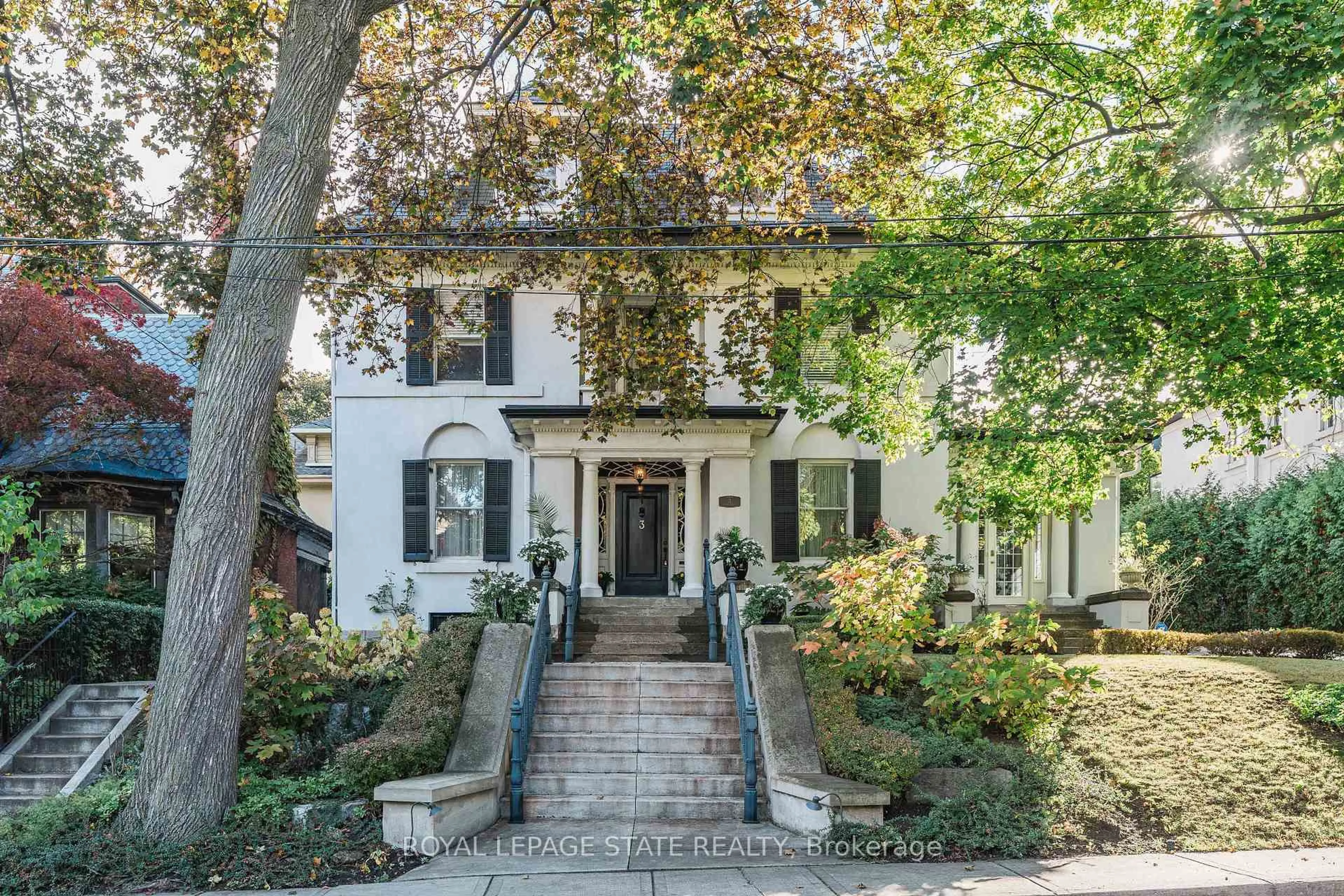 Home with brick exterior material, street for 3 Turner Ave, Hamilton Ontario L8P 3K4