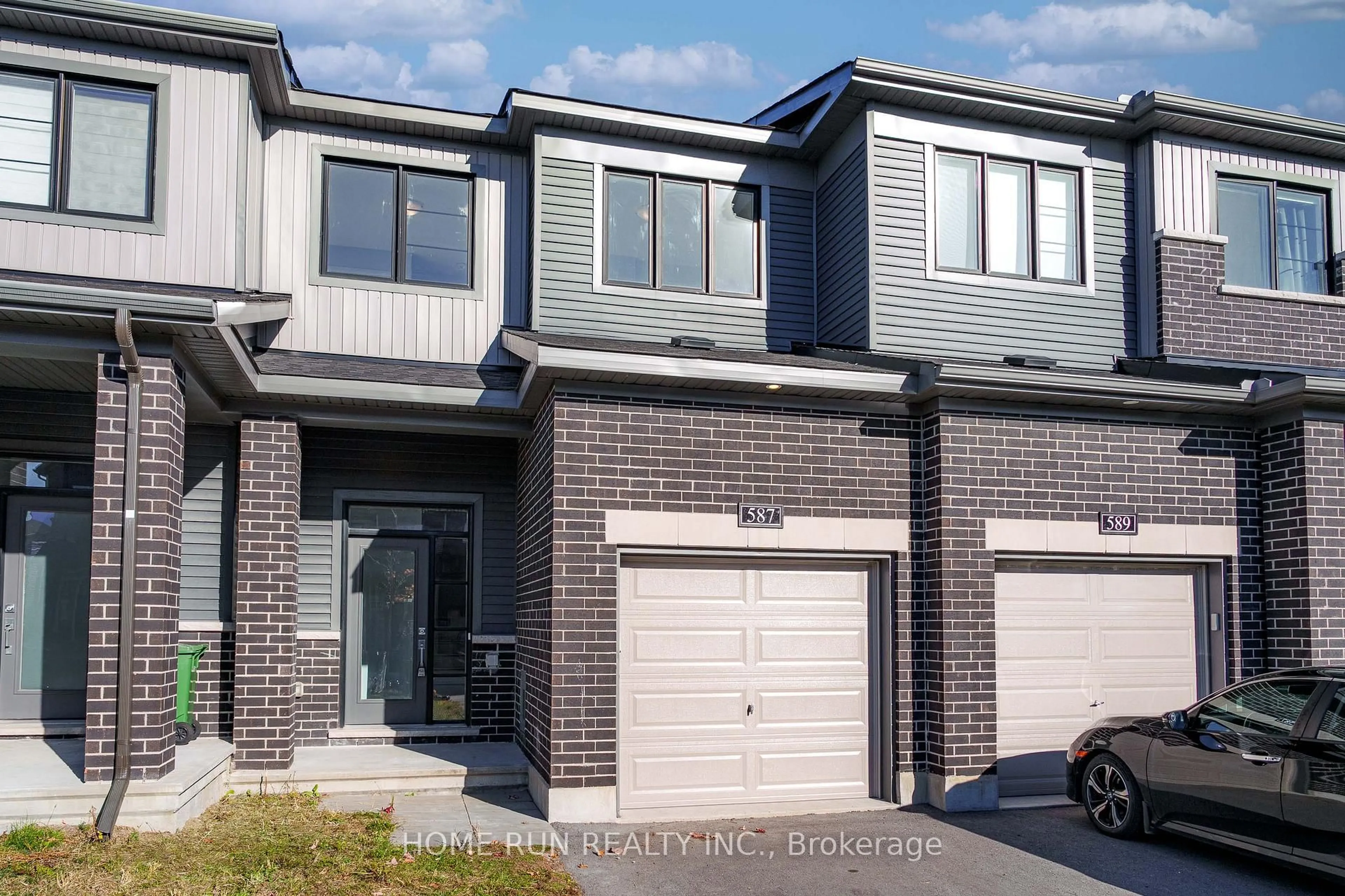 Home with brick exterior material, street for 587 Lilith St, Ottawa Ontario K2J 6Z5