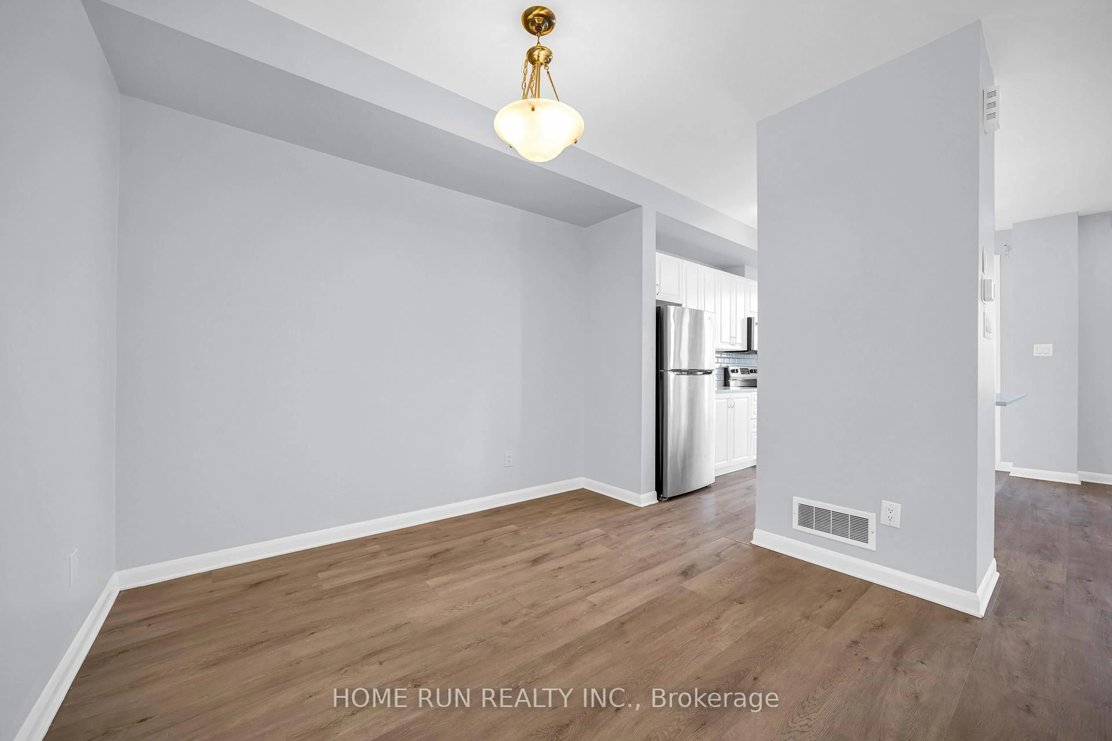 A pic of a room for 587 Lilith St, Ottawa Ontario K2J 6Z5