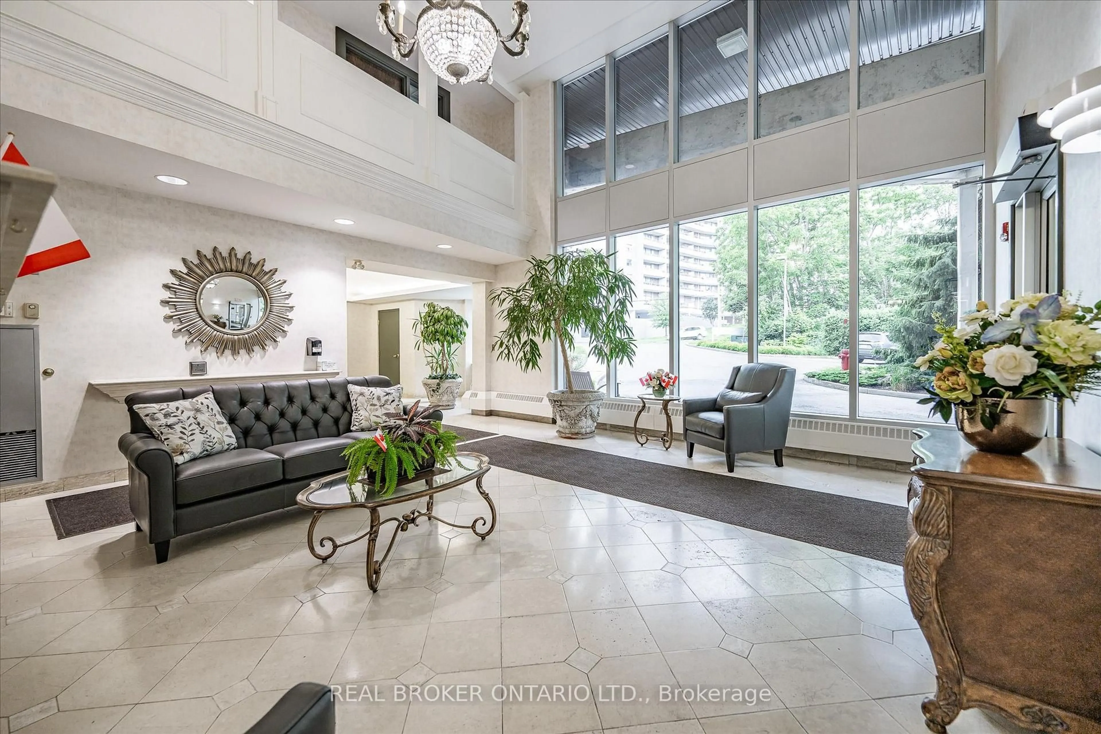 Indoor foyer for 77 Governors Rd #207, Hamilton Ontario L9H 7N8