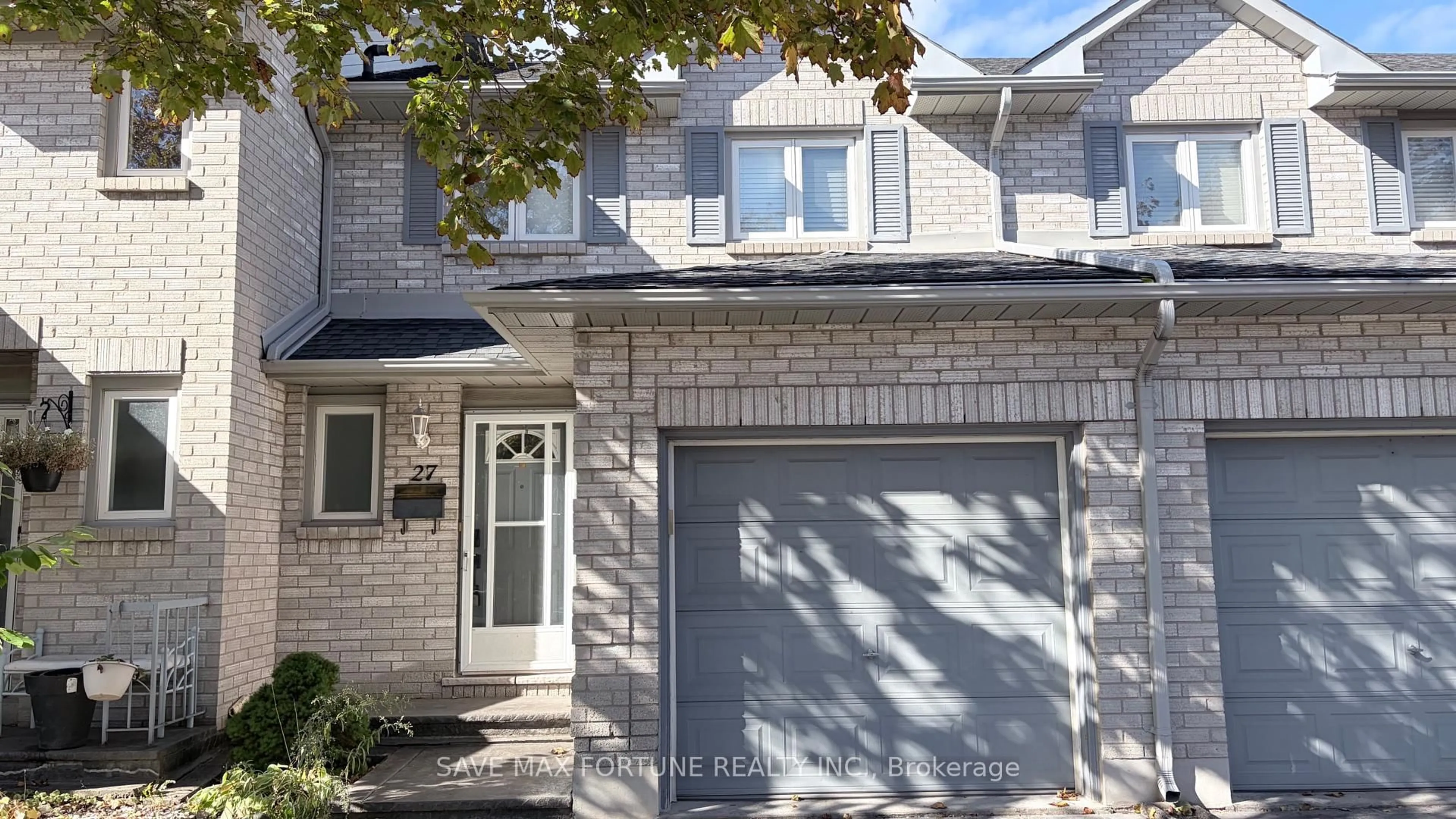 Home with brick exterior material, street for 1 Royalwood Crt #27, Hamilton Ontario L8E 4Y2