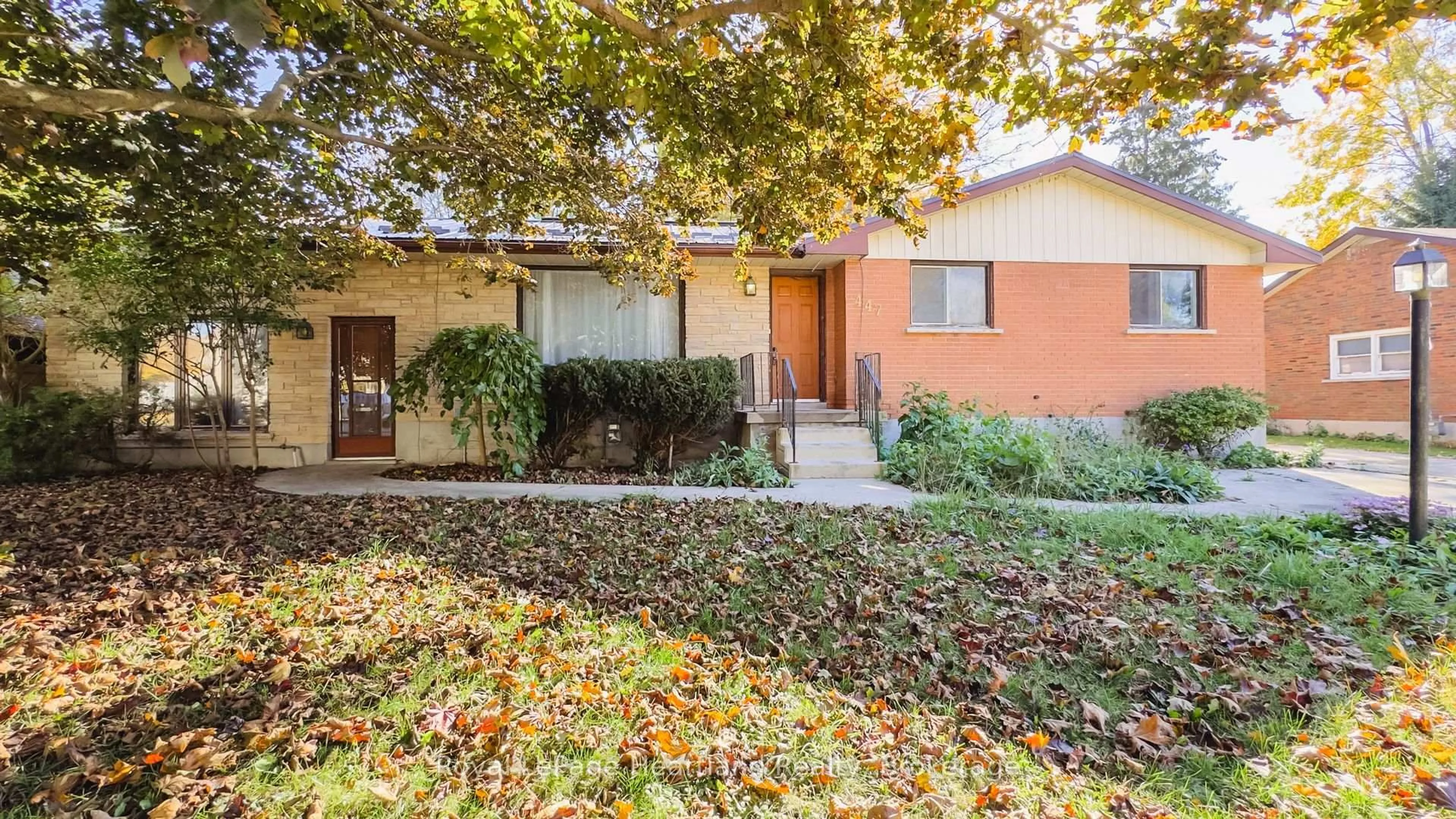 Unknown for 447 Shuter St, North Huron Ontario N0G 2W0