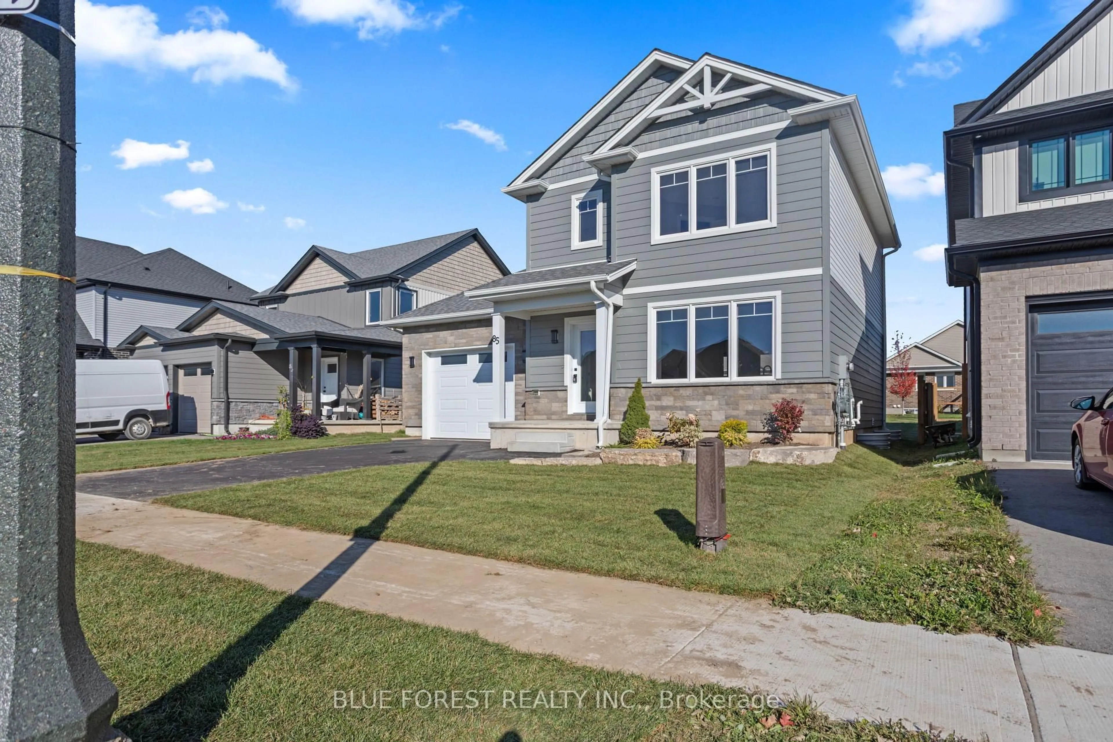 Home with vinyl exterior material, street for 85 Acorn Tr, St. Thomas Ontario N5R 0L8