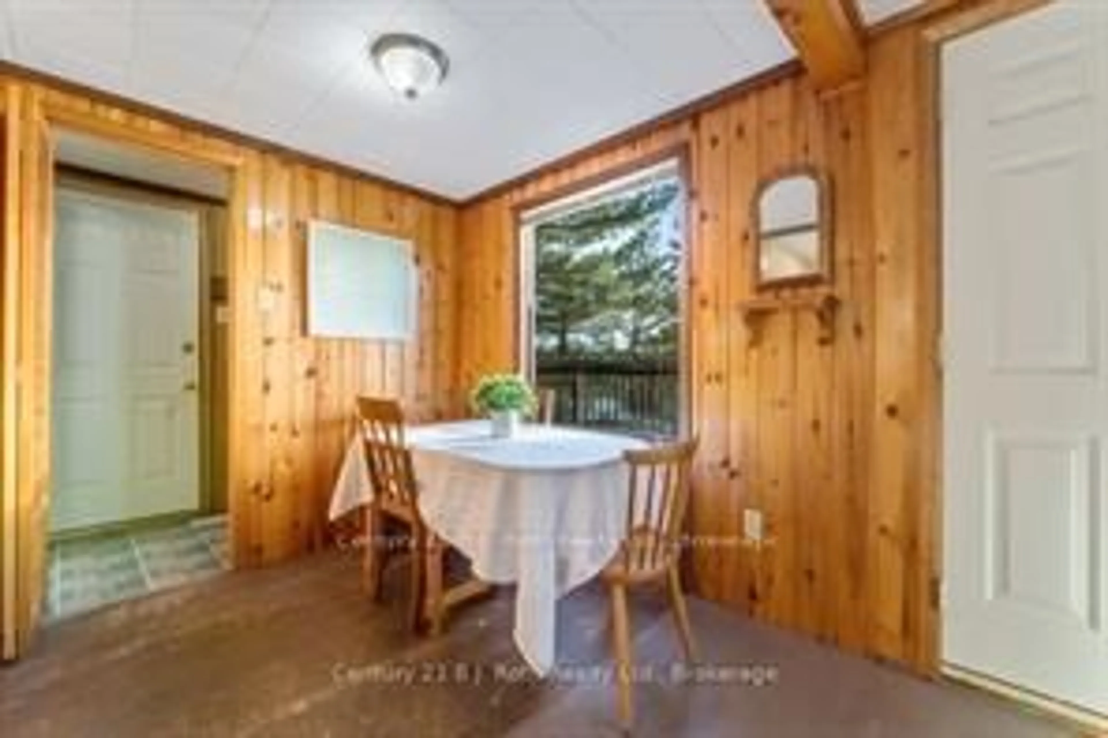 Dining room, unknown for 1033 Bayview Point Rd, Lake of Bays Ontario P0A 1H0