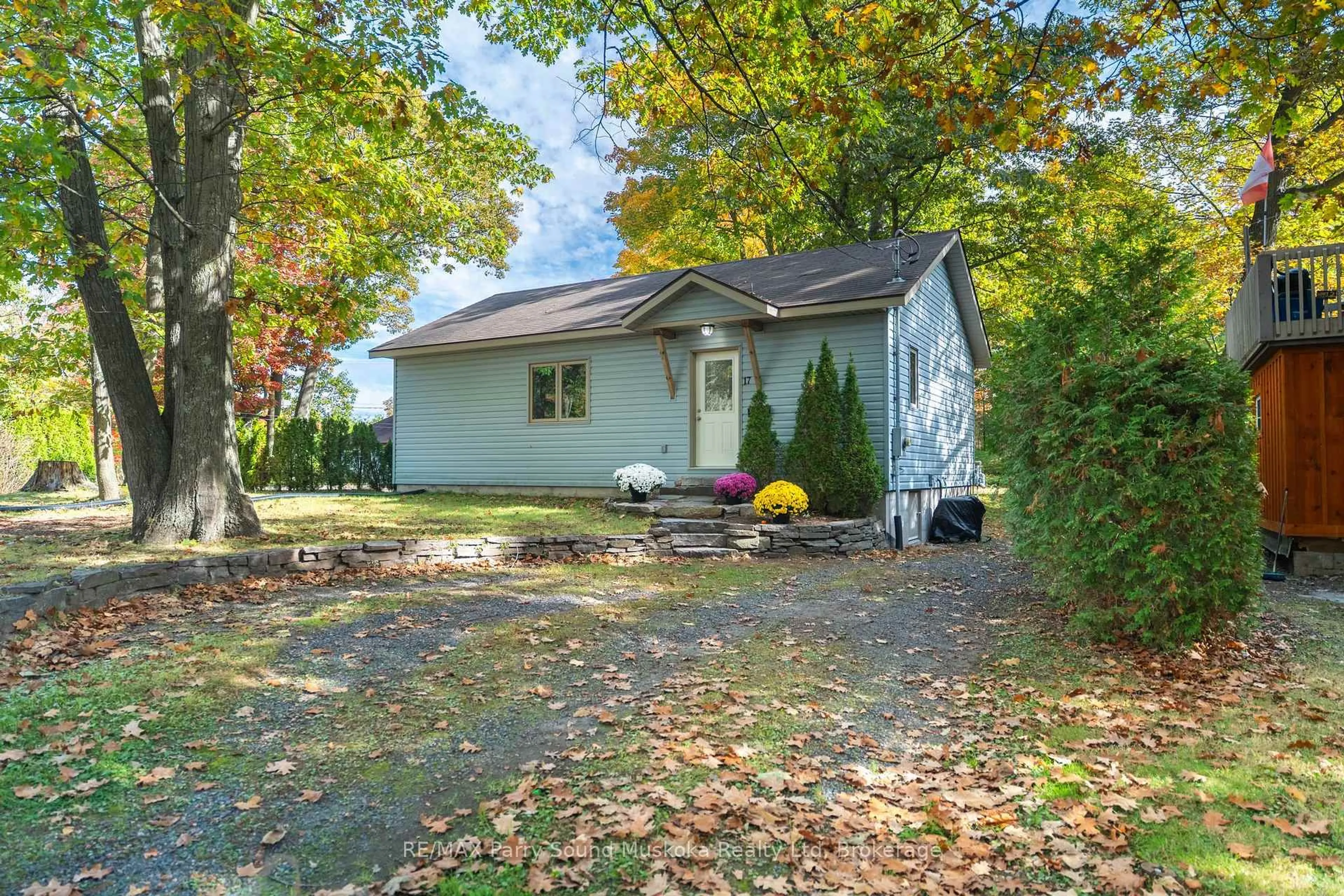 Unknown for 17 Adelaide St, Parry Sound Ontario P2A 1H2