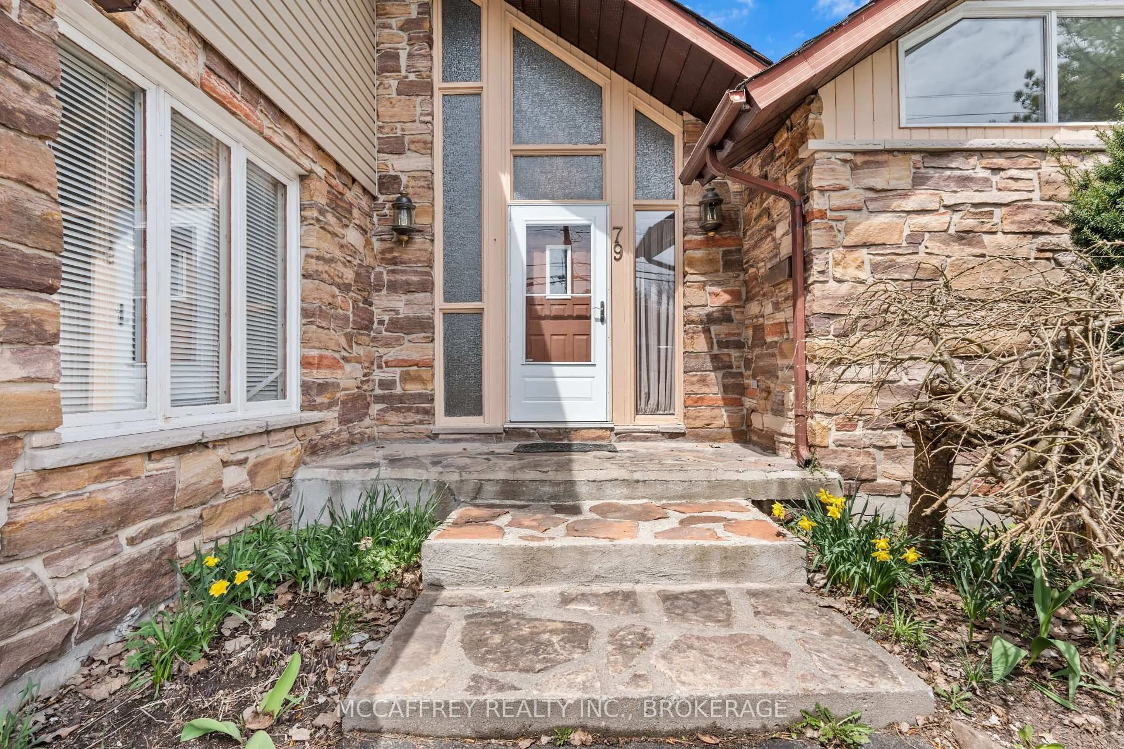 Unknown for 79 River Rd, Greater Napanee Ontario K7R 3H3