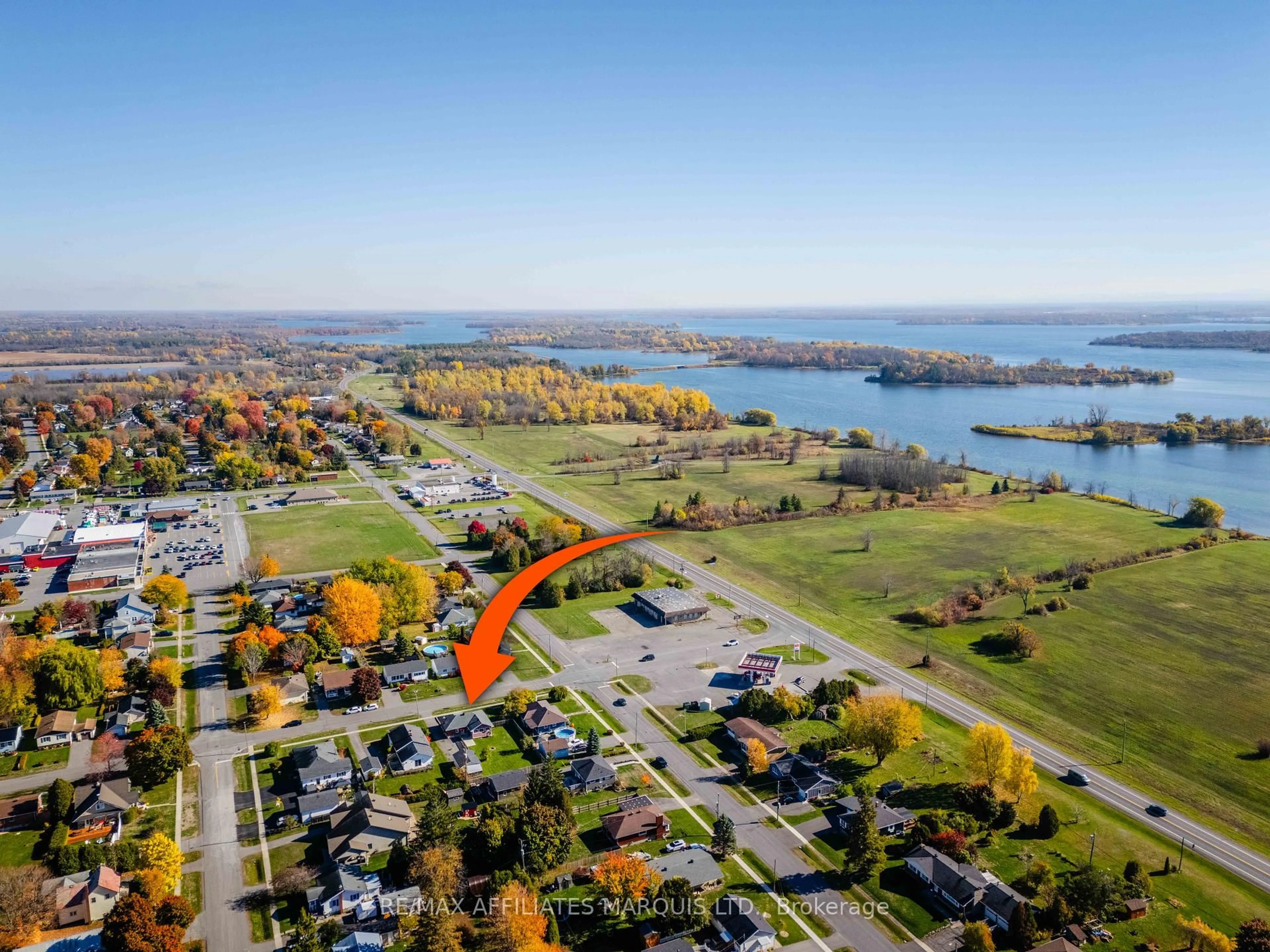 A pic from outside/outdoor area/front of a property/back of a property/a pic from drone, water/lake/river/ocean view for 7 Farran Dr, South Stormont Ontario K0C 1M0