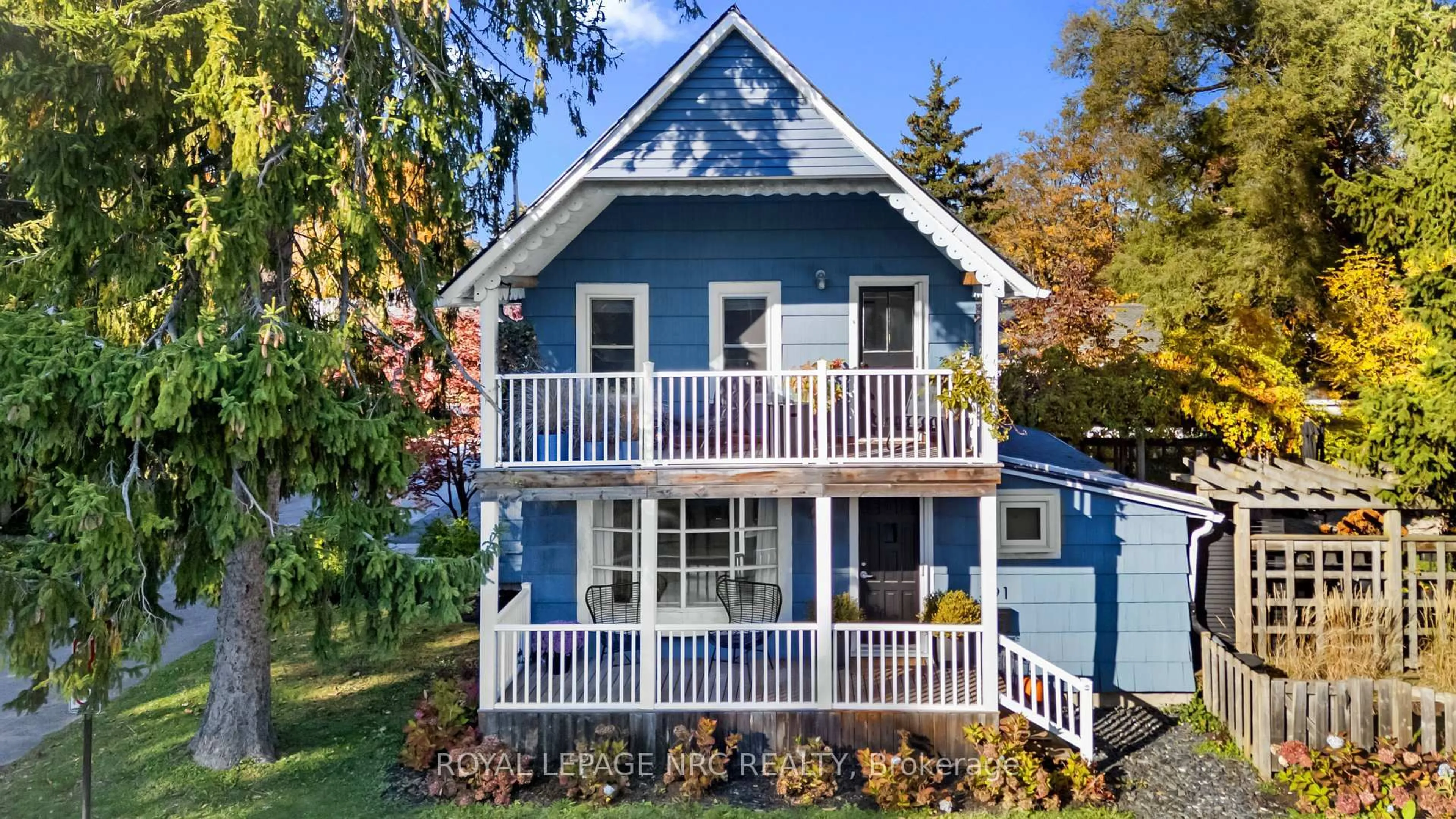 Home with vinyl exterior material, unknown for 391 CAMBRIDGE Rd, Fort Erie Ontario L0S 1B0