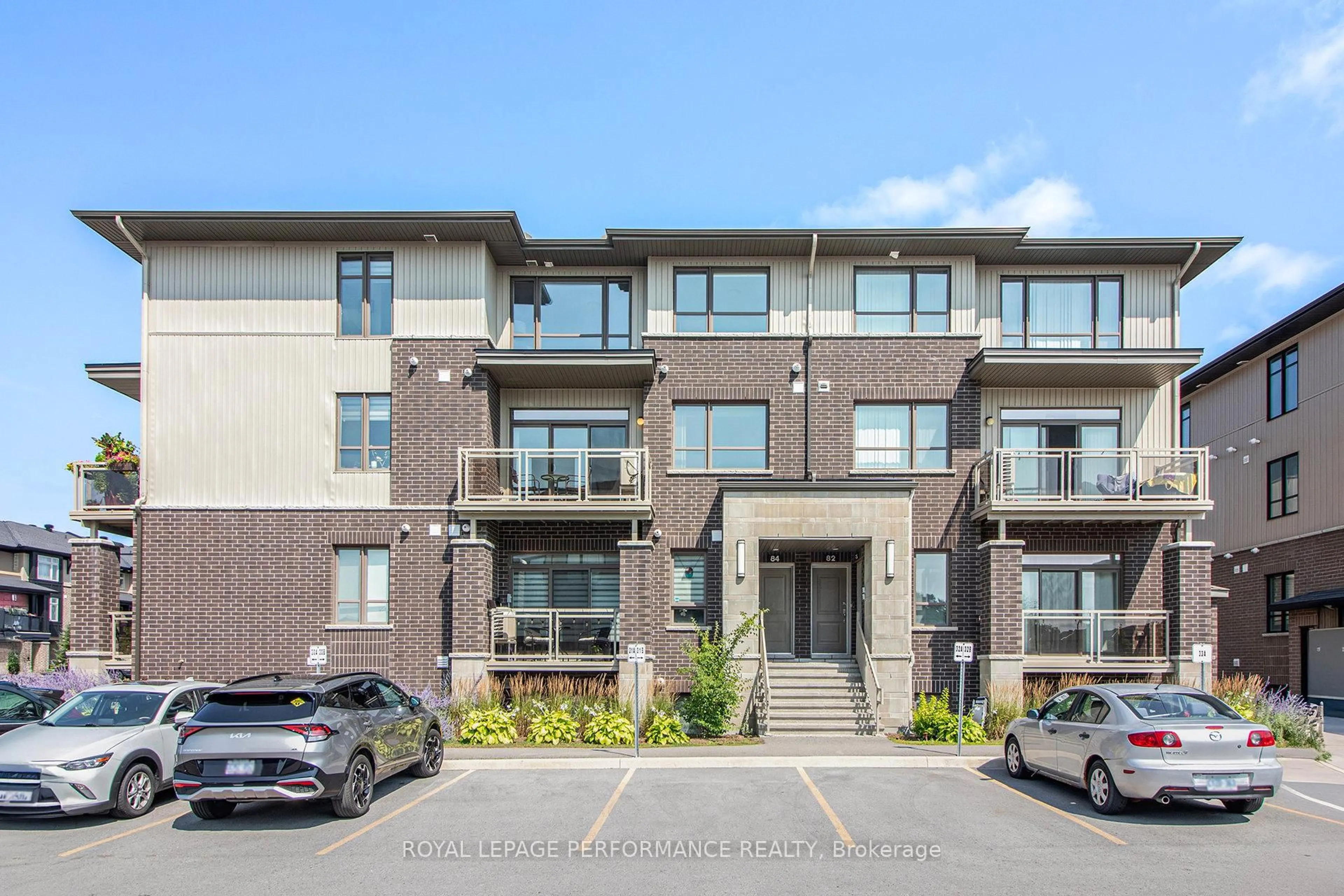 Unknown for 84 Carabiner Private, Ottawa Ontario K1W 0L7