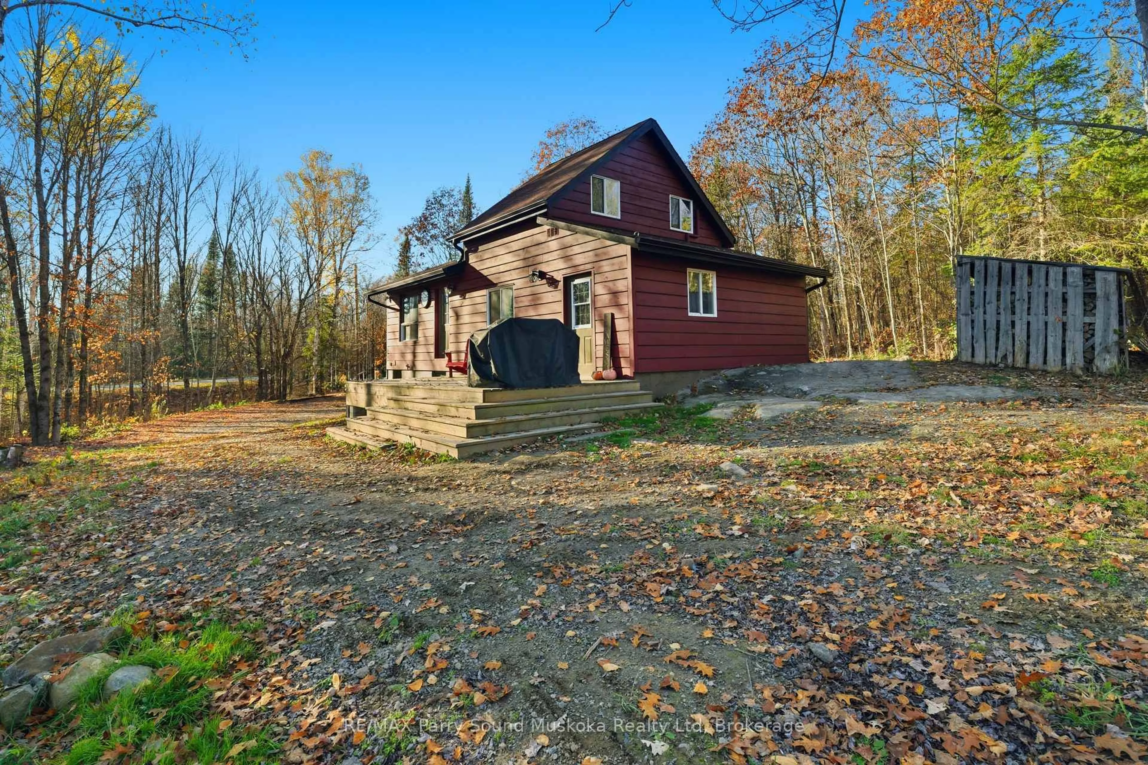 Unknown for 520 Centre Rd, McKellar Ontario P2A 0B4