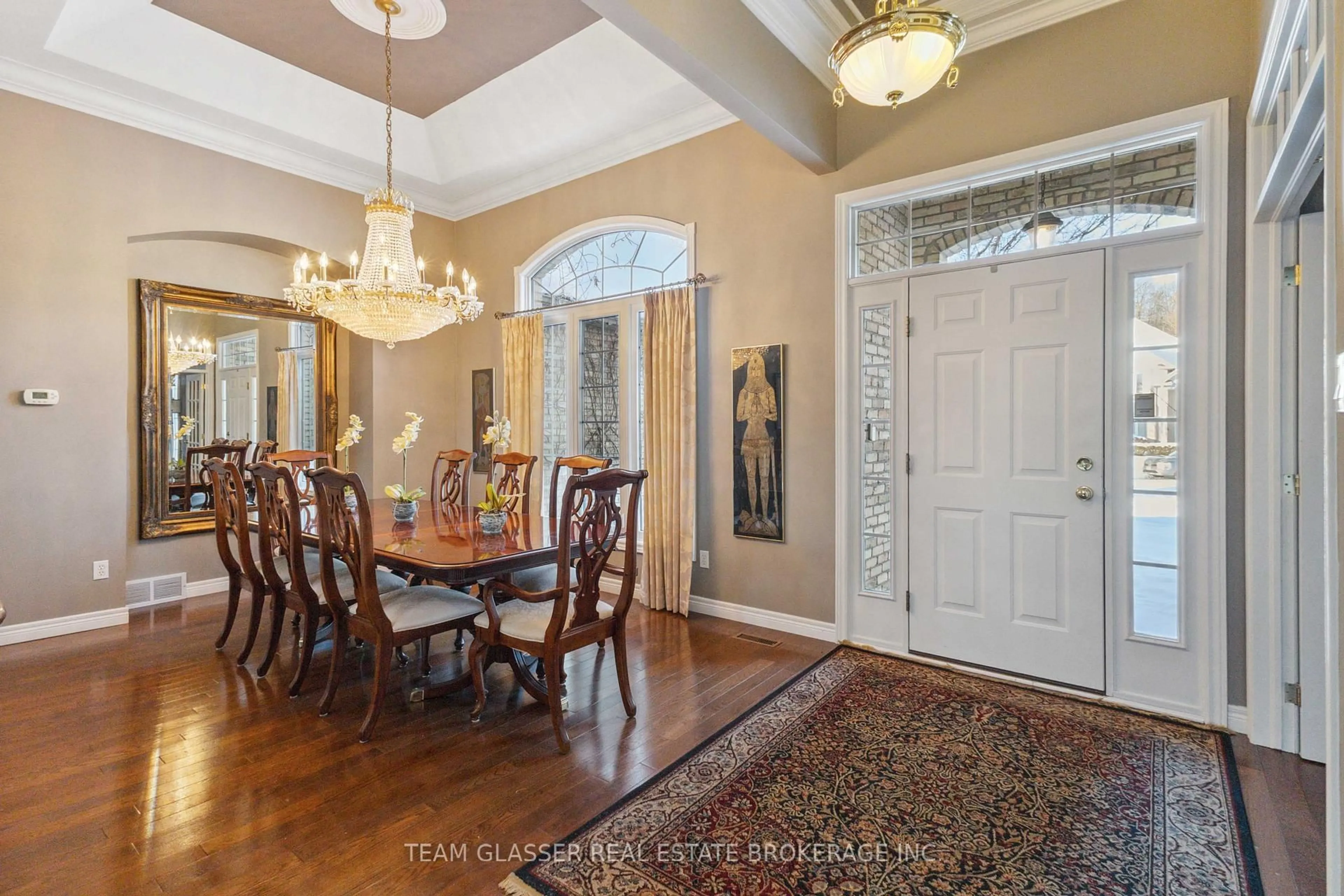 Dining room, unknown for 38 Butternut Grve, London South Ontario N6K 4J4