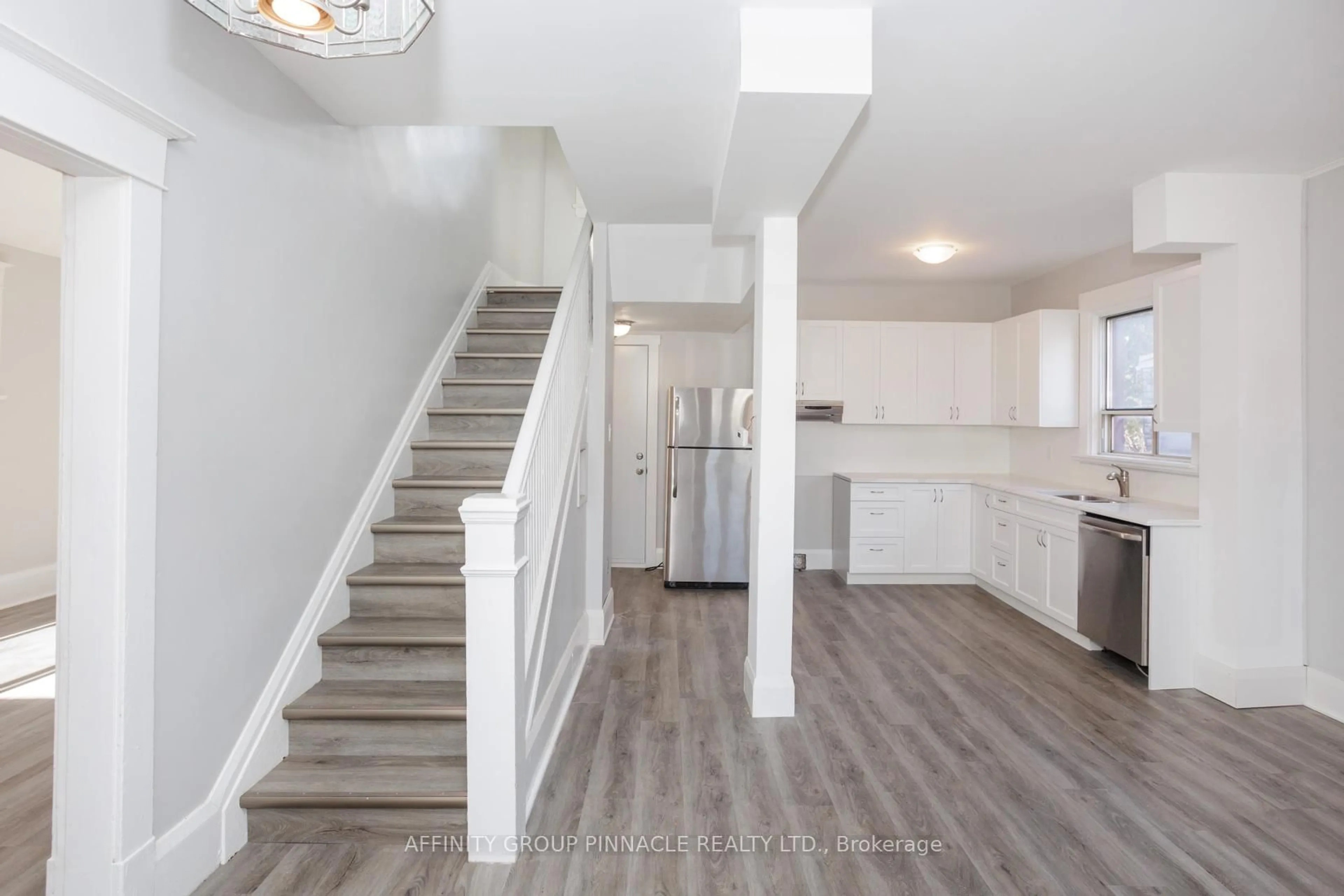 Open concept kitchen, unknown for 649 Charlotte St, Peterborough Ontario K9J 2X2