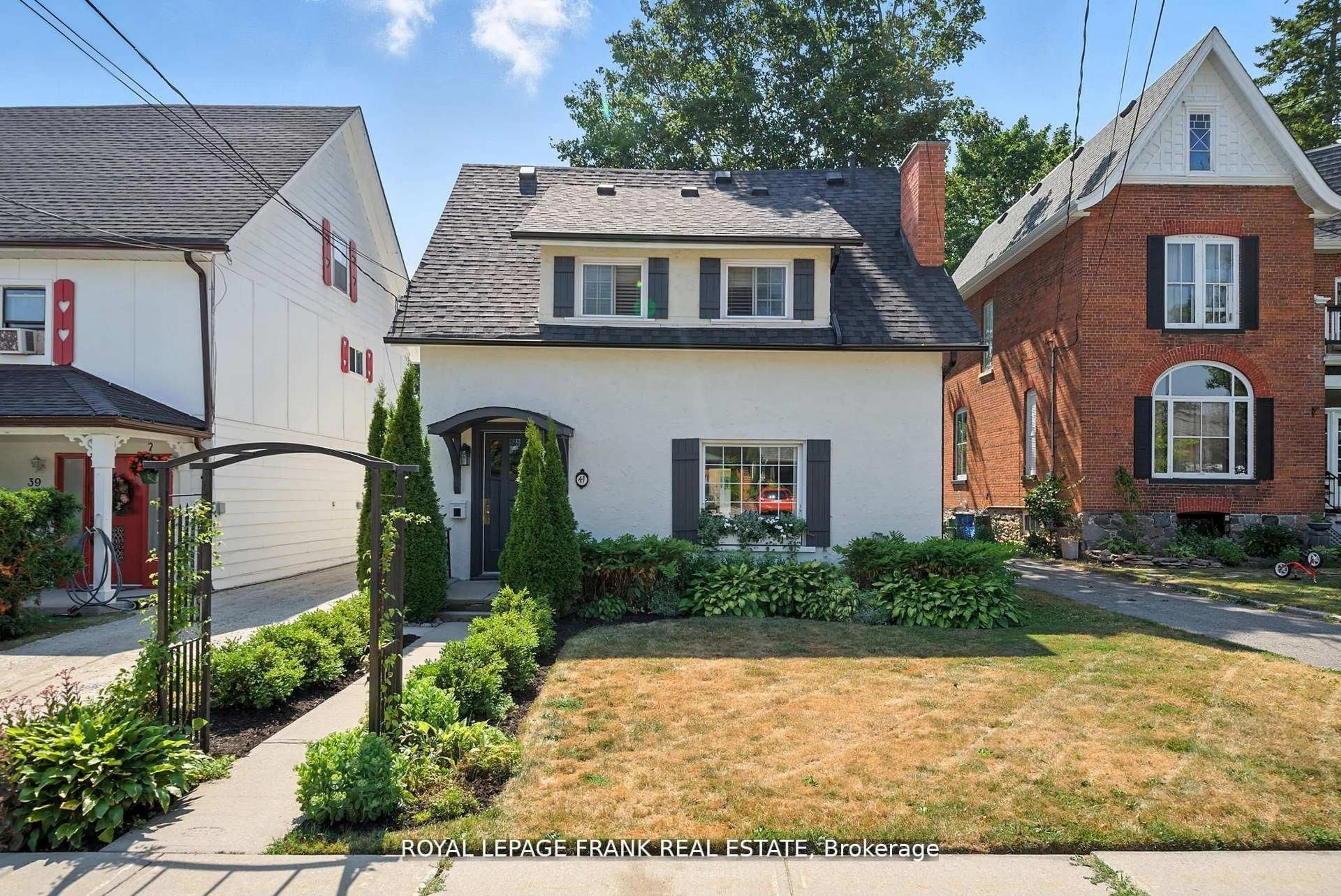 Home with brick exterior material, street for 41 Sussex St, Kawartha Lakes Ontario K9V 4H6