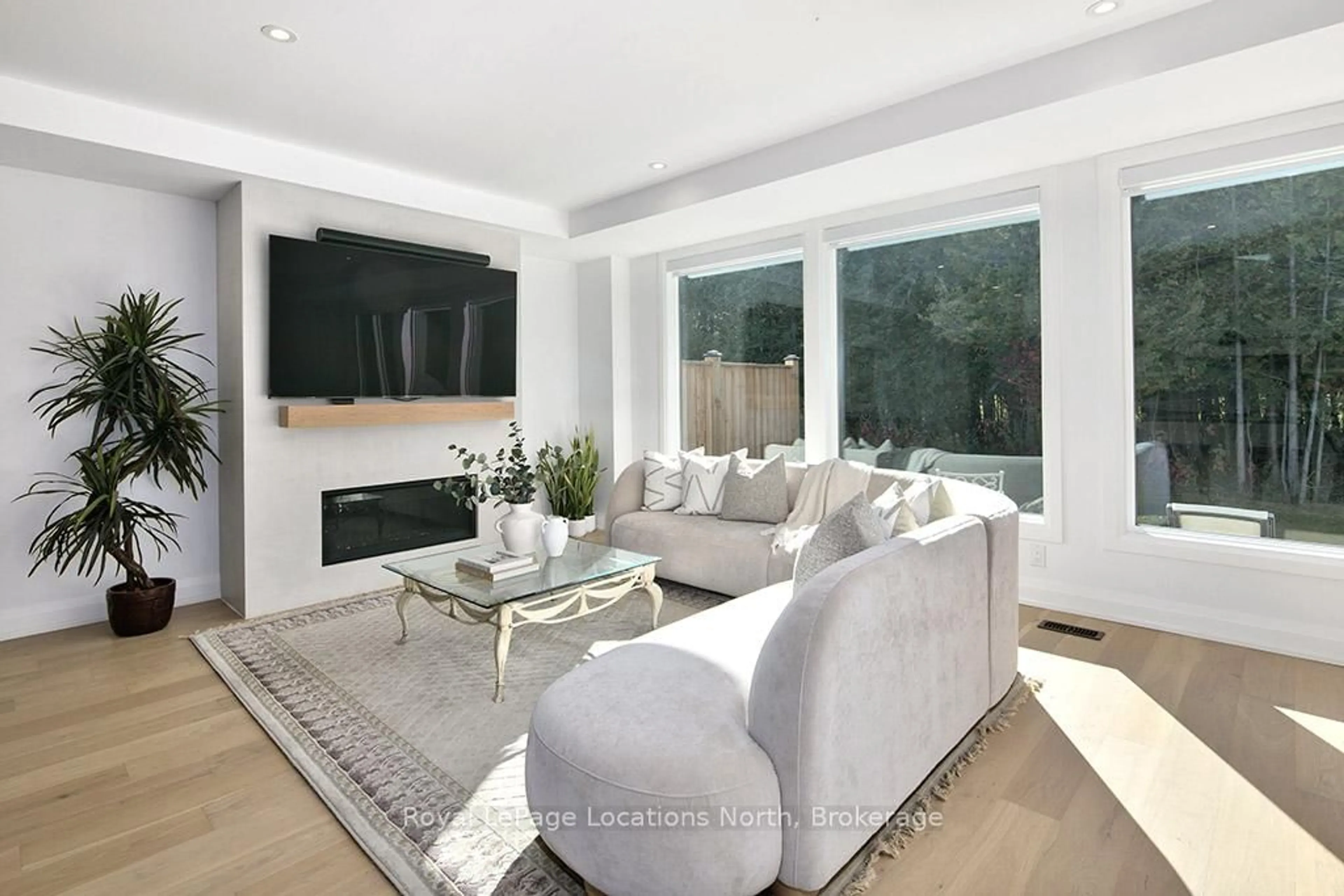 Living room with furniture, unknown for 134 LANDRY Lane #4, Blue Mountains Ontario N0H 2P0