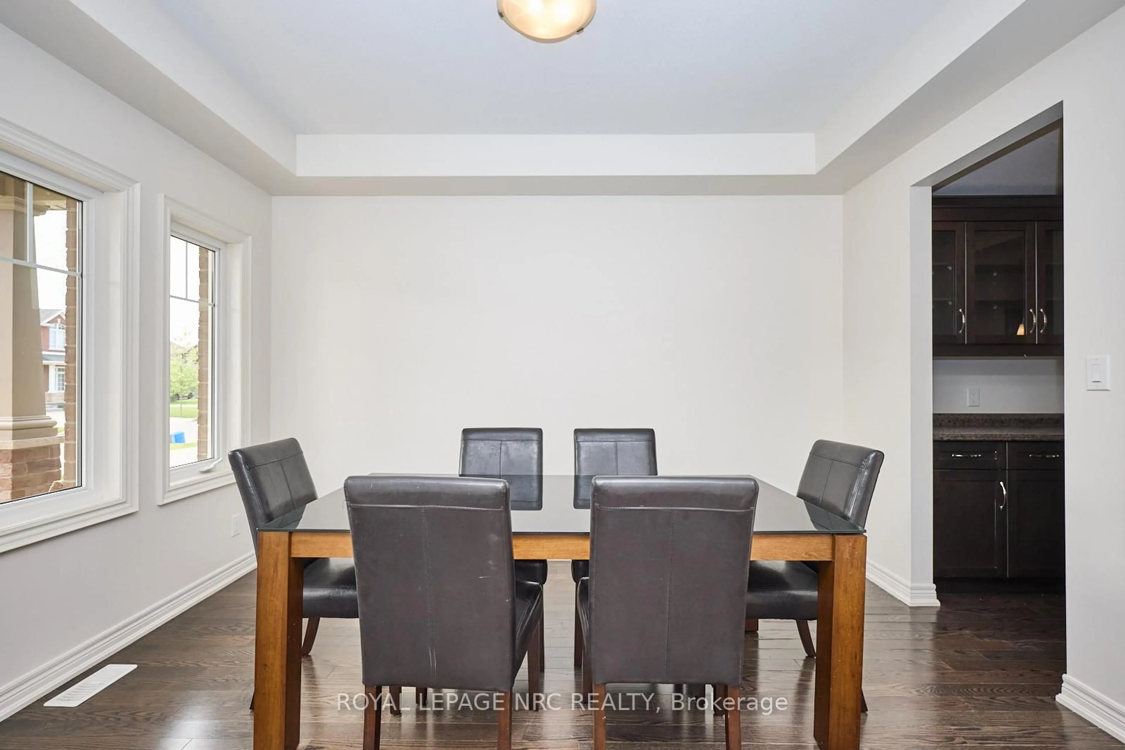 Dining room, unknown for 143 Tuliptree Rd, Thorold Ontario L2V 0A5