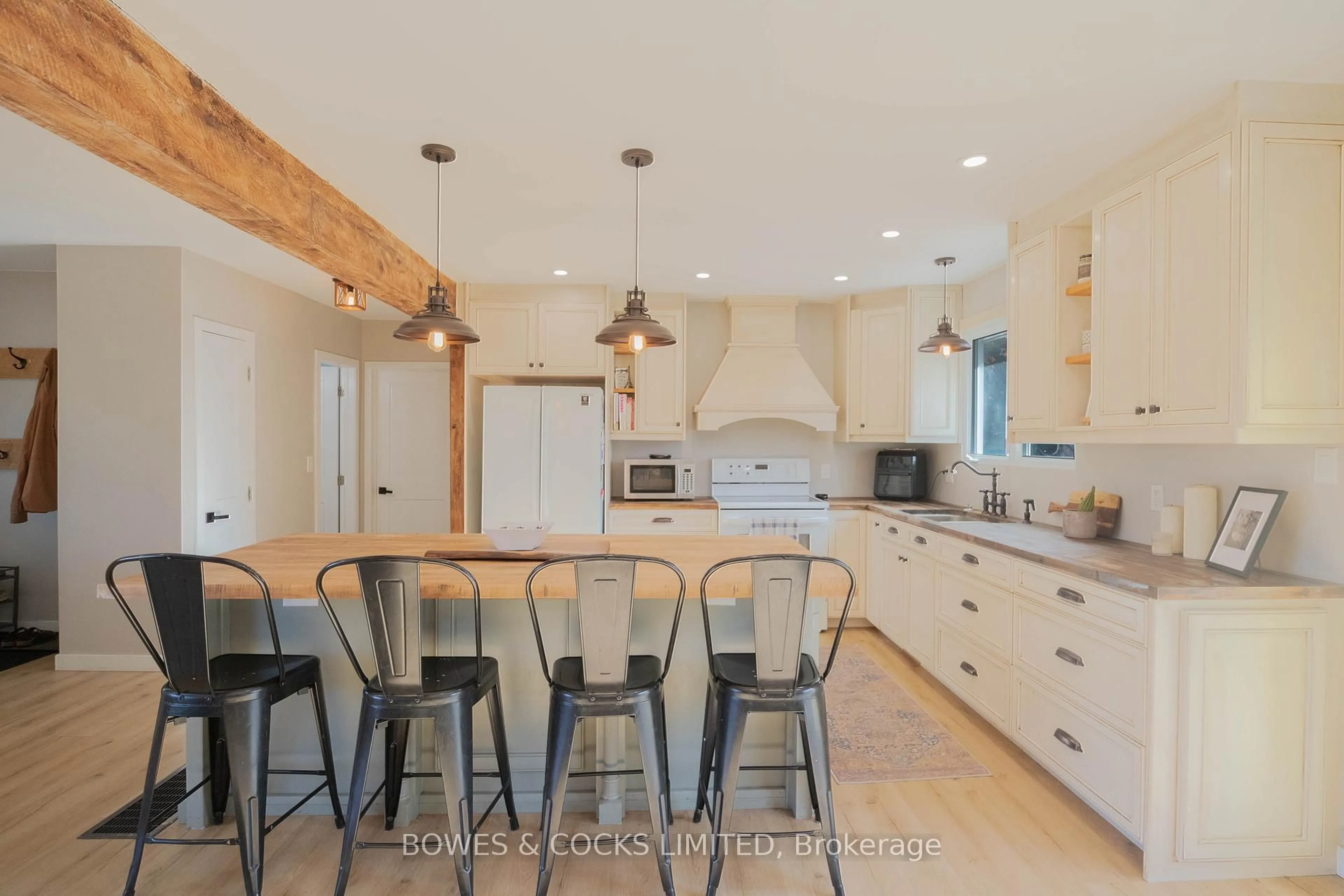 Open concept kitchen, unknown for 159 South Baptiste Lake Rd, Bancroft Ontario K0L 1C0