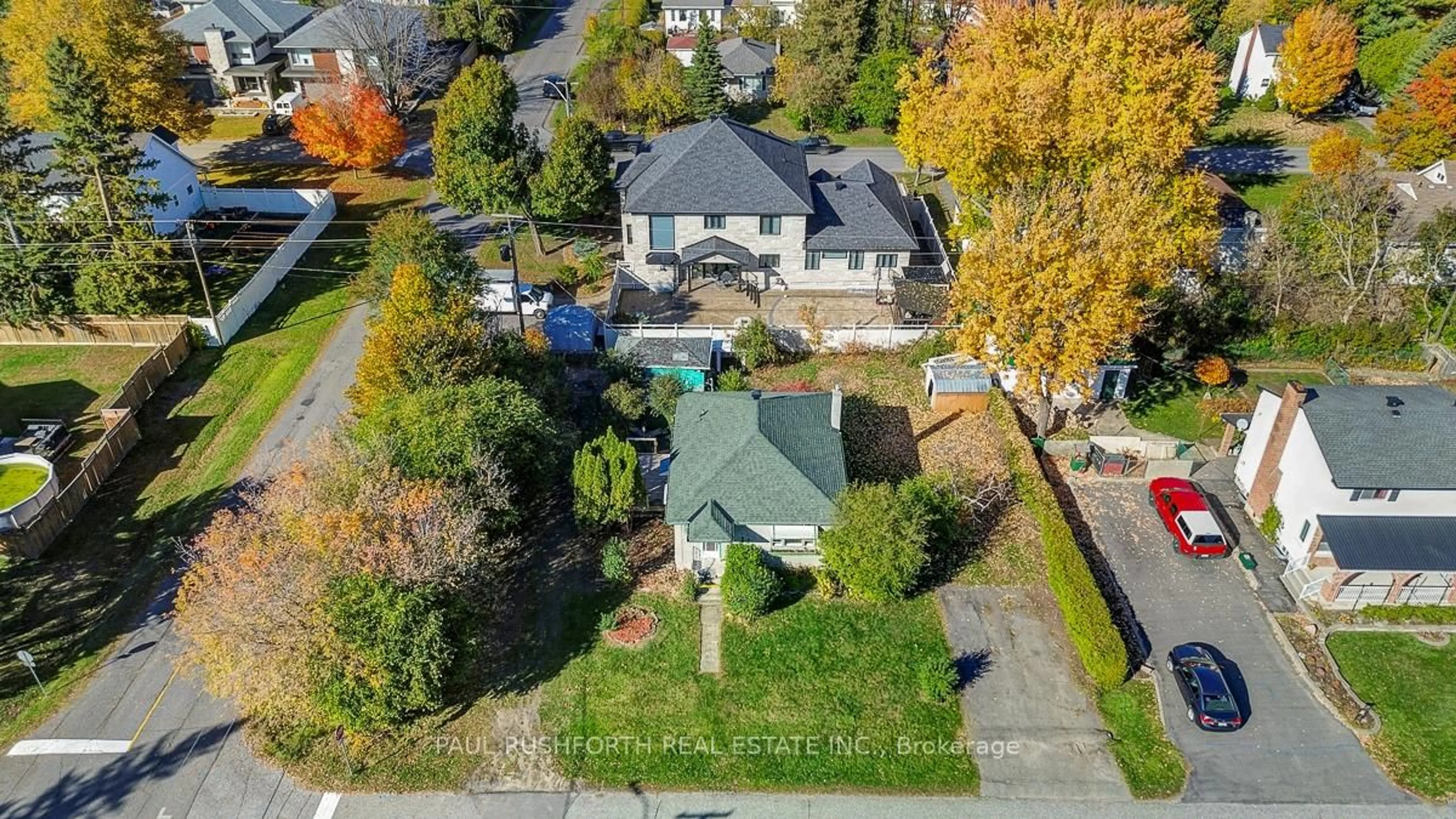 A pic from outside/outdoor area/front of a property/back of a property/a pic from drone, street for 39 Cote De Neiges Rd, Ottawa Ontario K2G 2C3