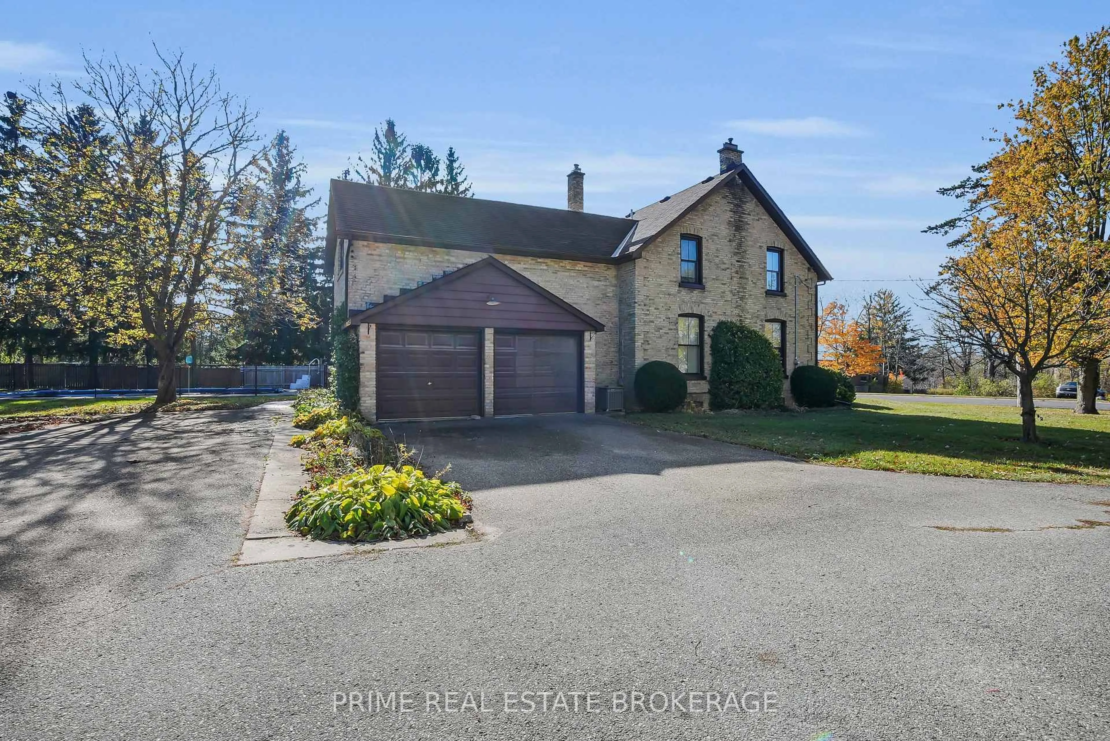 A pic from outside/outdoor area/front of a property/back of a property/a pic from drone, street for 4626 Colonel Talbot St, London South Ontario N6P 1E4