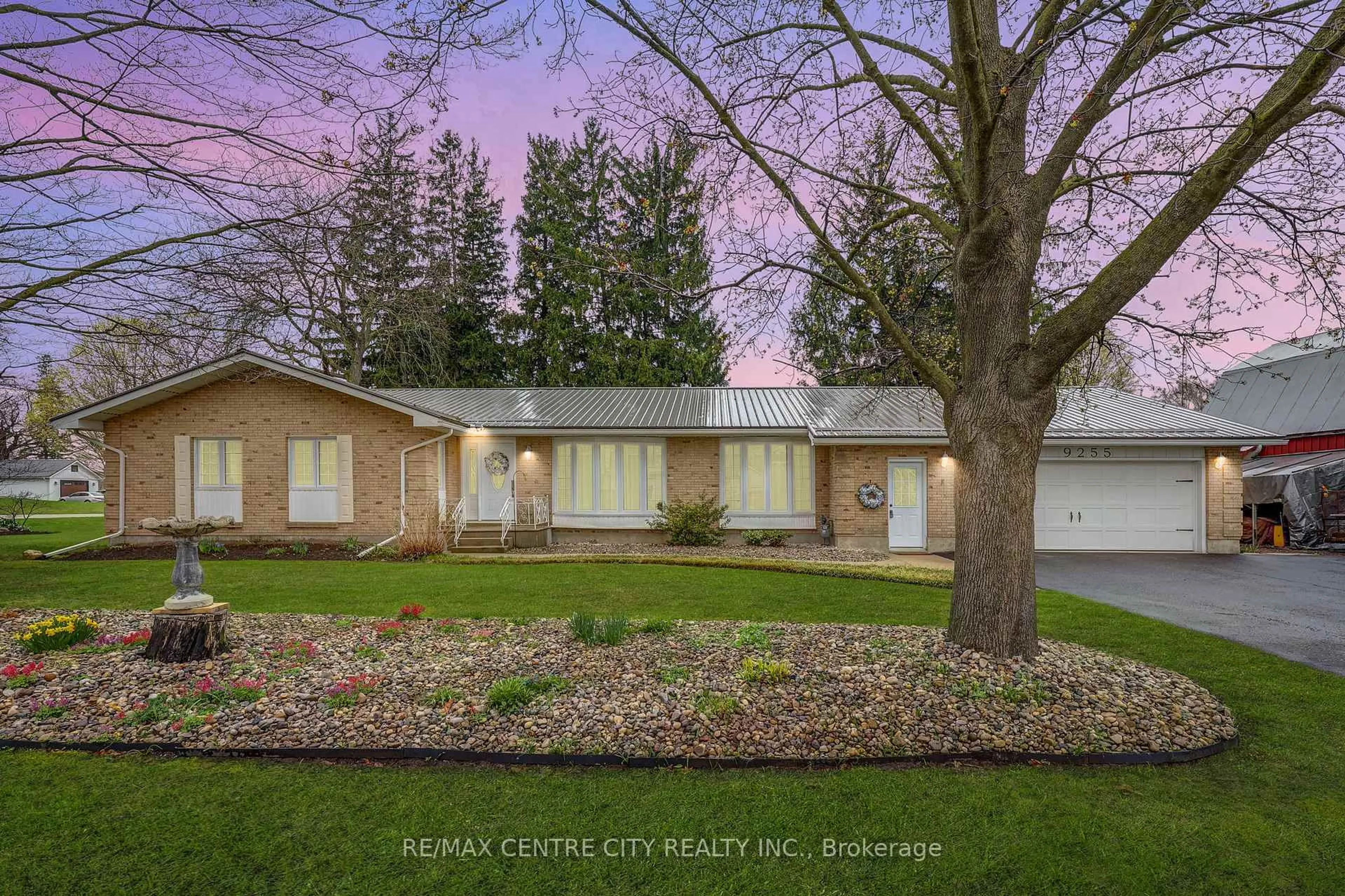 A pic from outside/outdoor area/front of a property/back of a property/a pic from drone, street for 9255 West St, Bayham Ontario N0J 1Y0