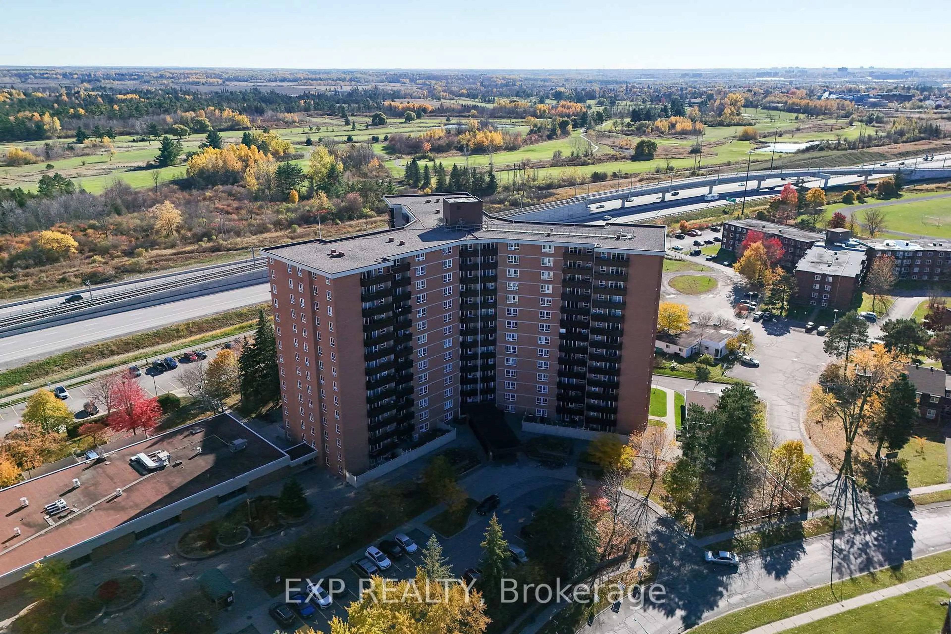 A pic from outside/outdoor area/front of a property/back of a property/a pic from drone, unknown for 2000 Jasmine Cres #415, Ottawa Ontario K1J 8K4