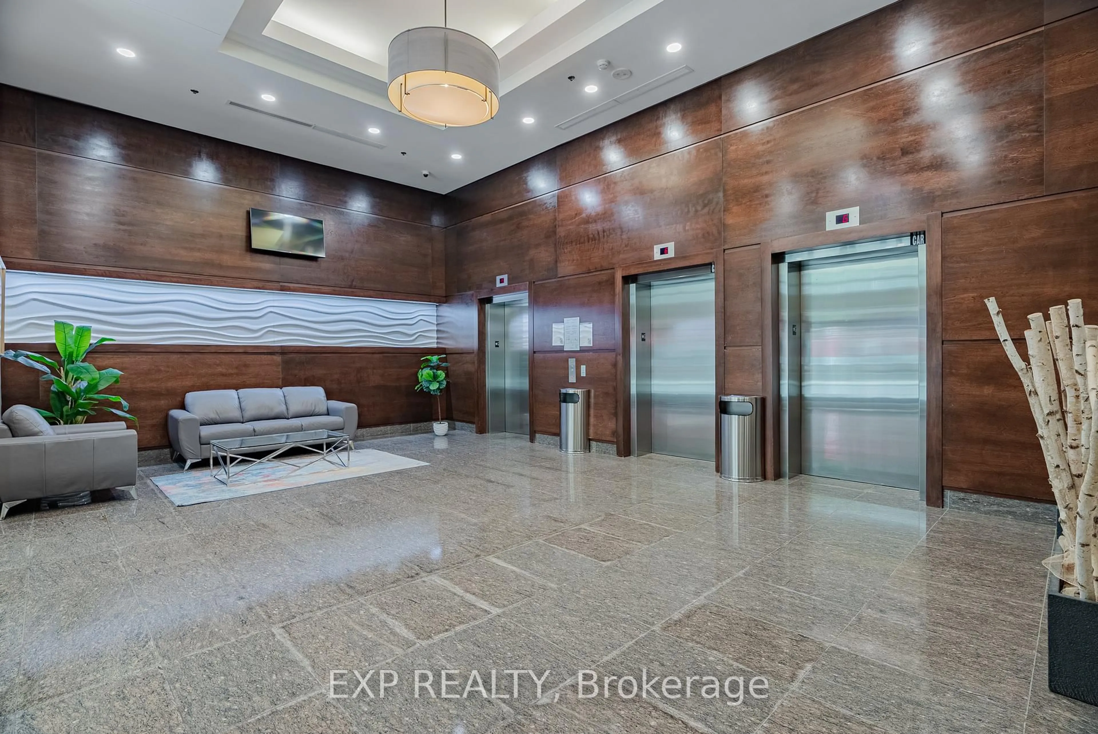 Lobby for 238 BESSERER St #1407, Ottawa Ontario K1N 6B1
