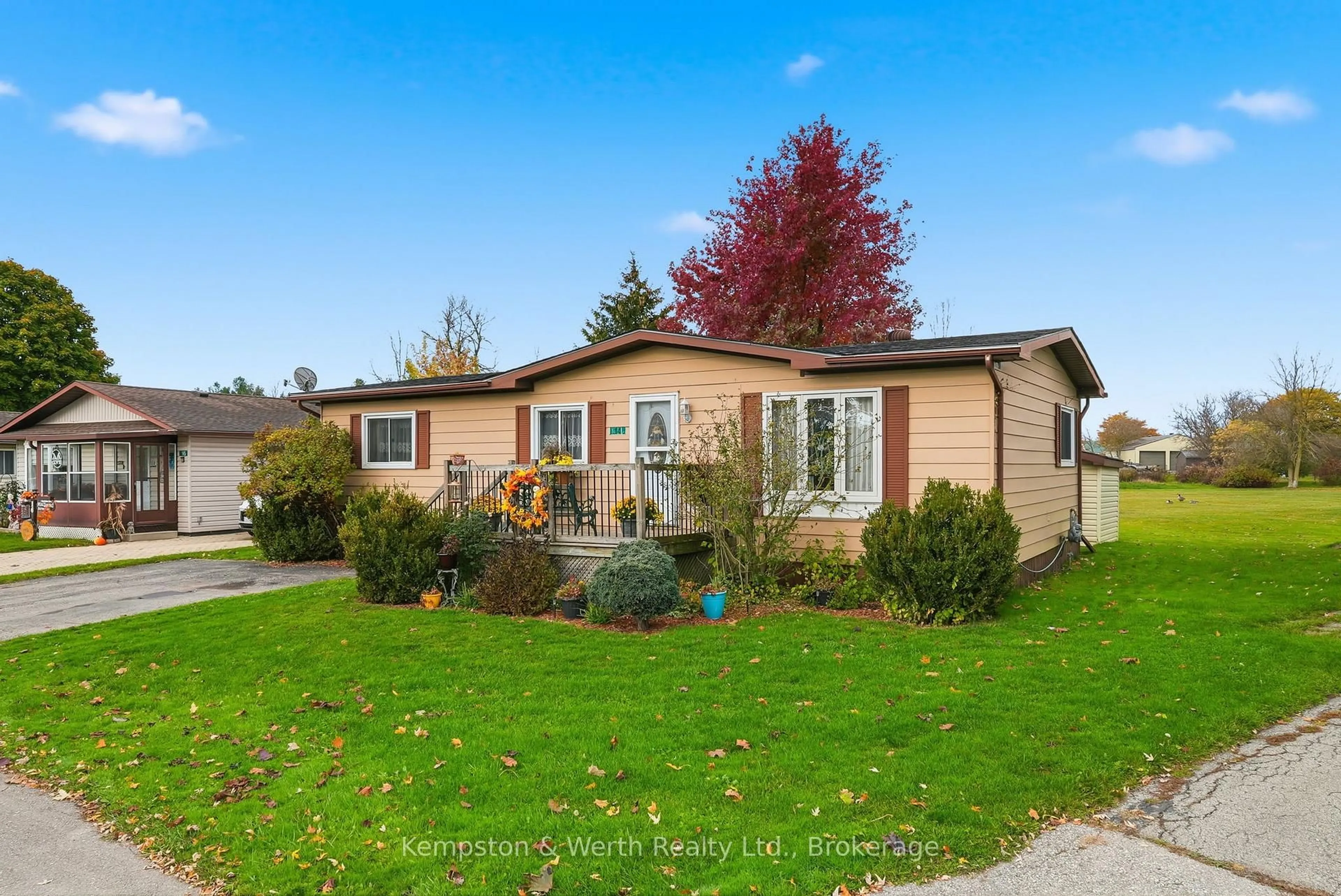 Home with vinyl exterior material, street for 14 Fairview Cres, North Perth Ontario N4W 3G8