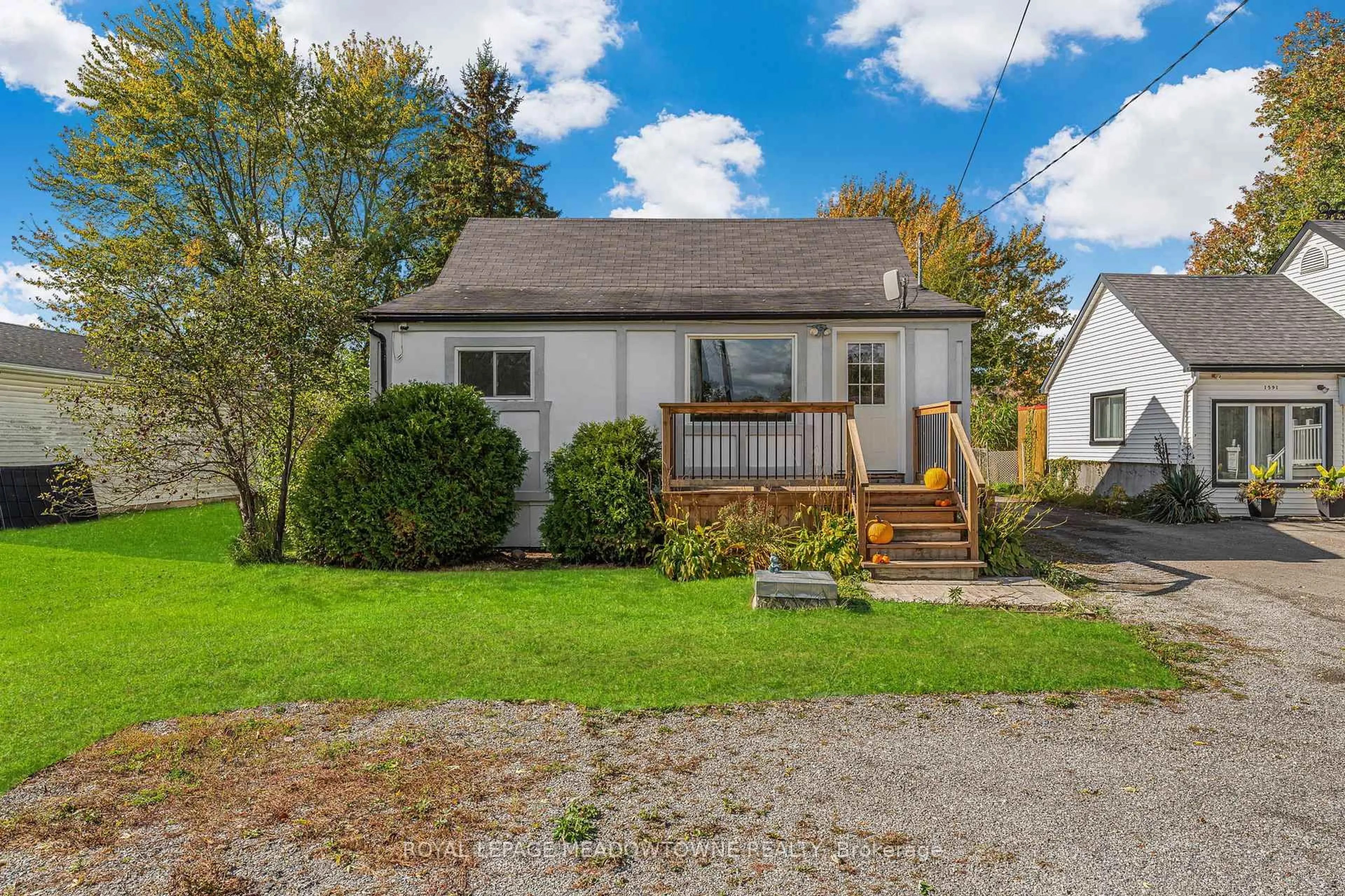 Unknown for 1583 Merrittville Highway, Thorold Ontario L3B 1N5