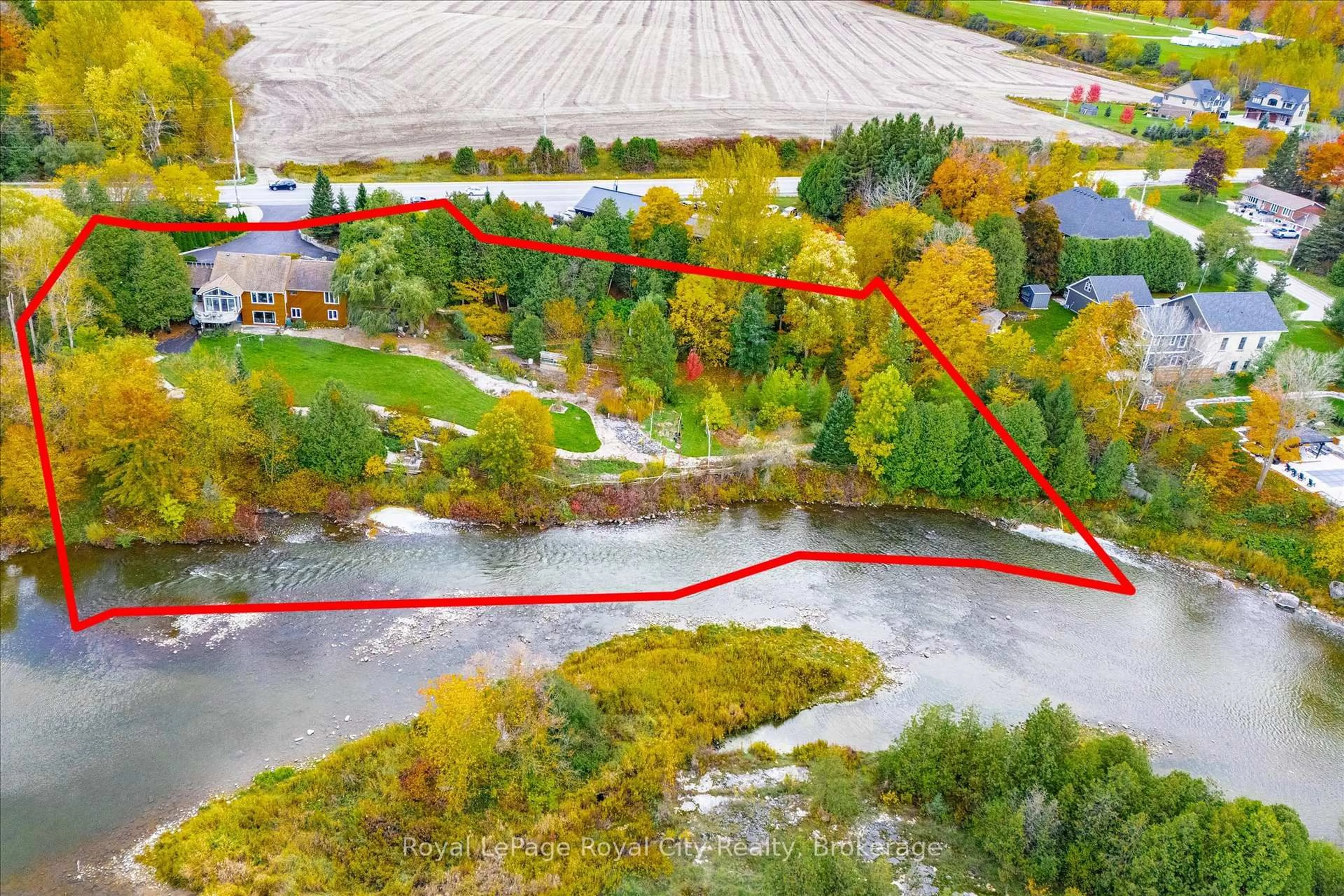 A pic from outside/outdoor area/front of a property/back of a property/a pic from drone, water/lake/river/ocean view for 8060 Wellington Rd 18 Rd, Centre Wellington Ontario N1M 2W5