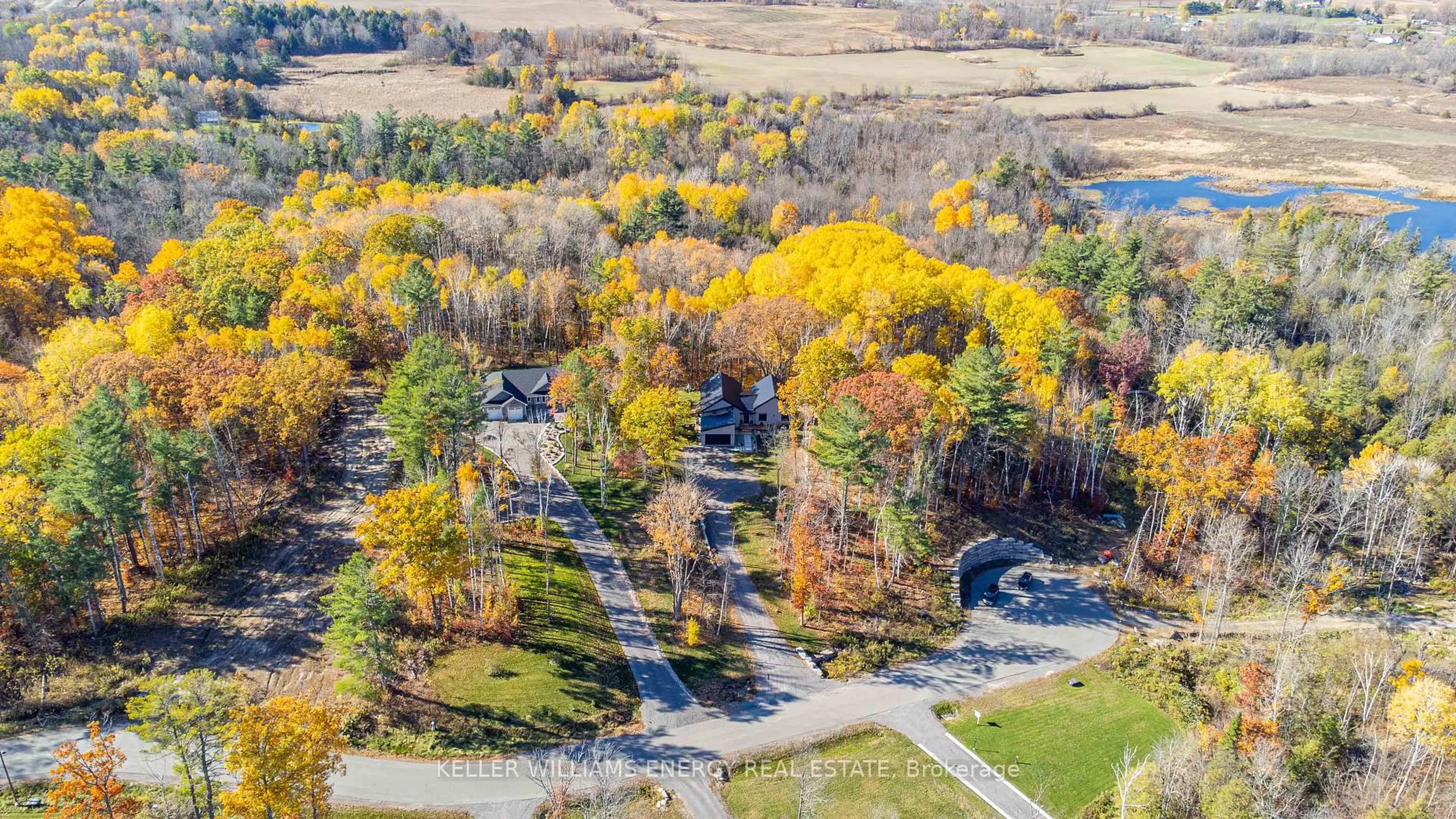 A pic from outside/outdoor area/front of a property/back of a property/a pic from drone, unknown for 17 New Pierce Dr, Stirling Ontario K0K 3E0