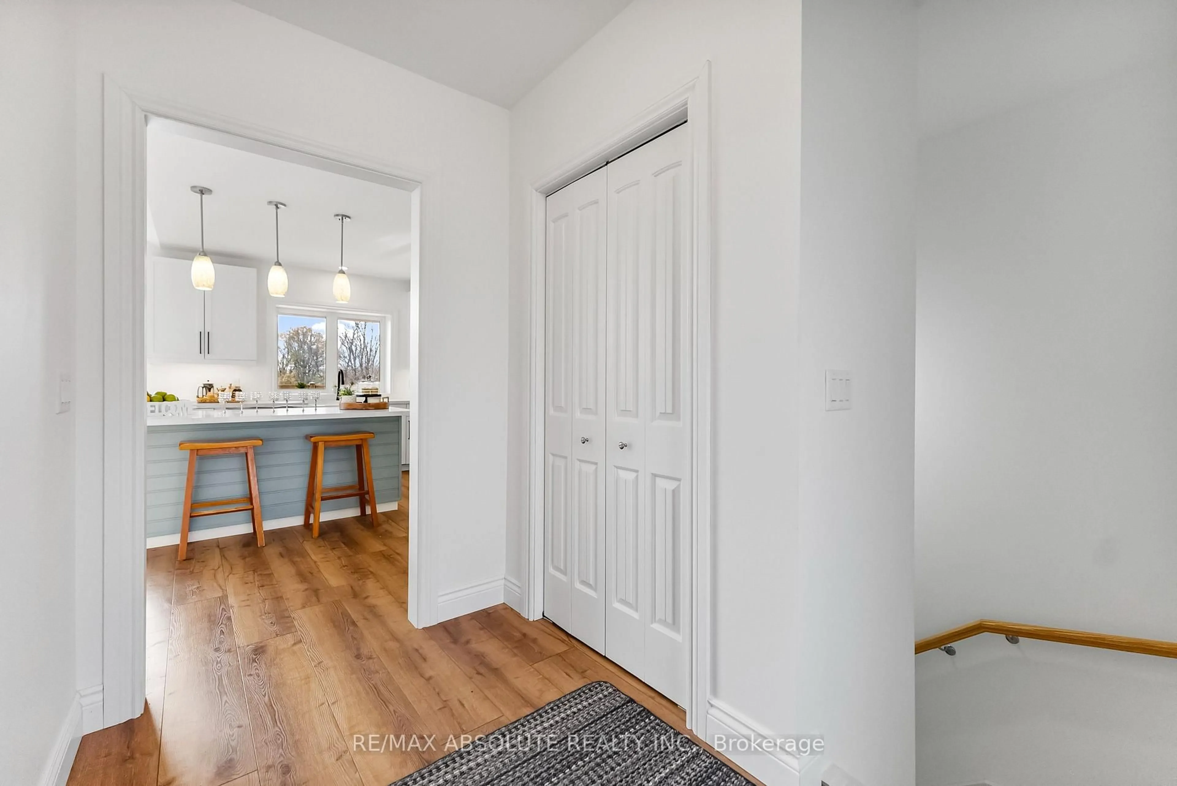 Indoor entryway for 272 9th Concession Rd, Rideau Lakes Ontario K0G 1X0