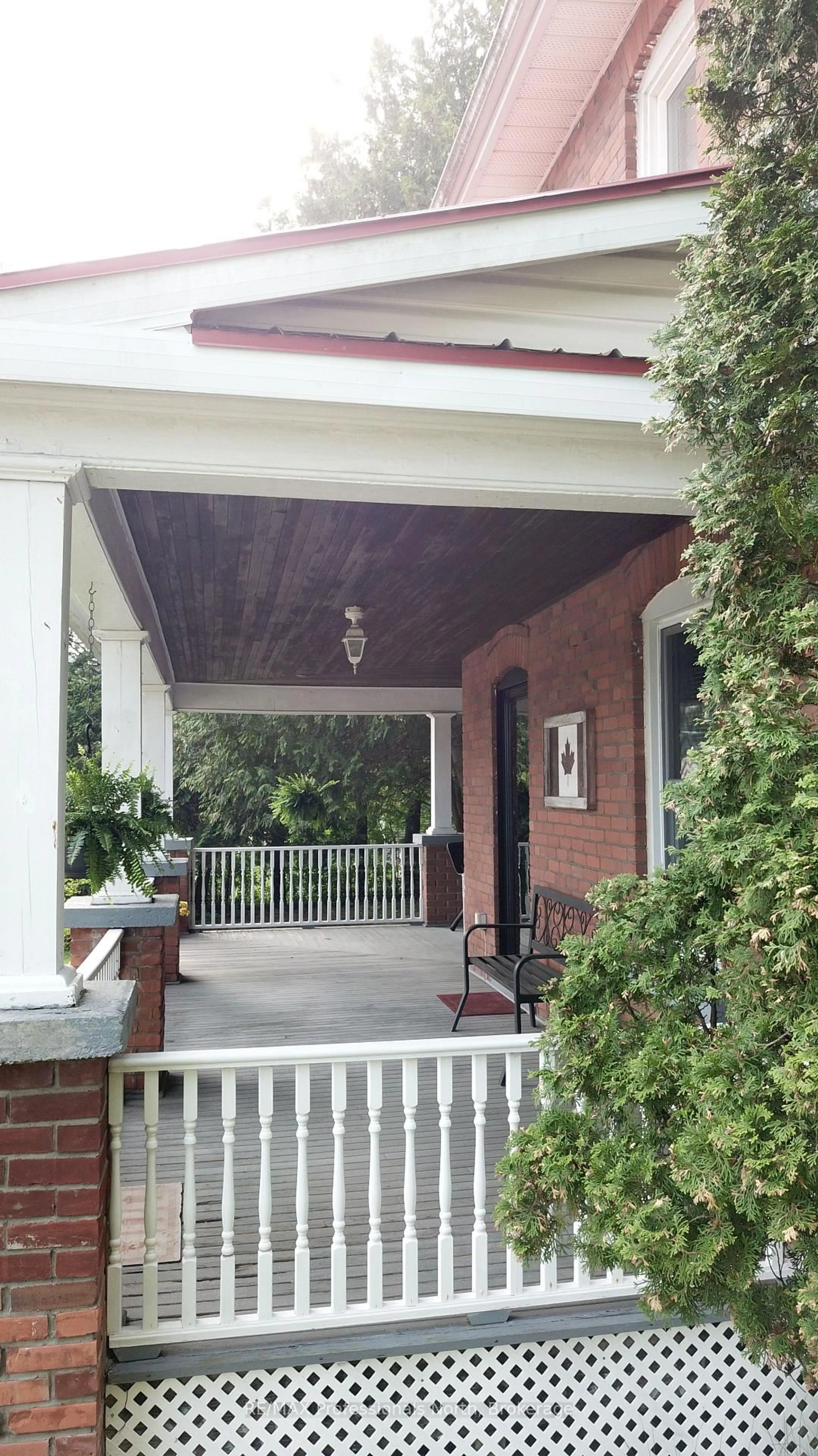 Unknown for 133 Main St, Huntsville Ontario P1H 1W5