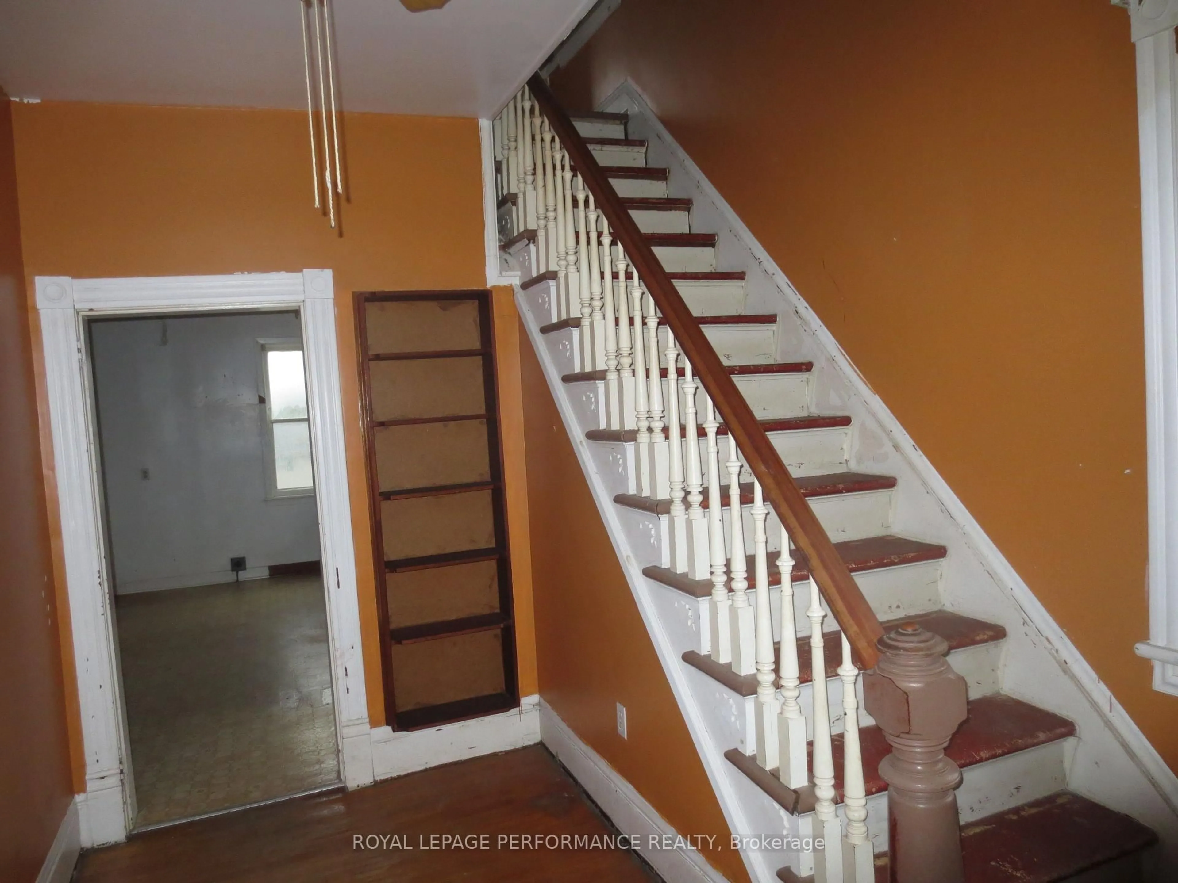 Unknown for 18491 Hughie Munro St, North Glengarry Ontario K0C 1B0