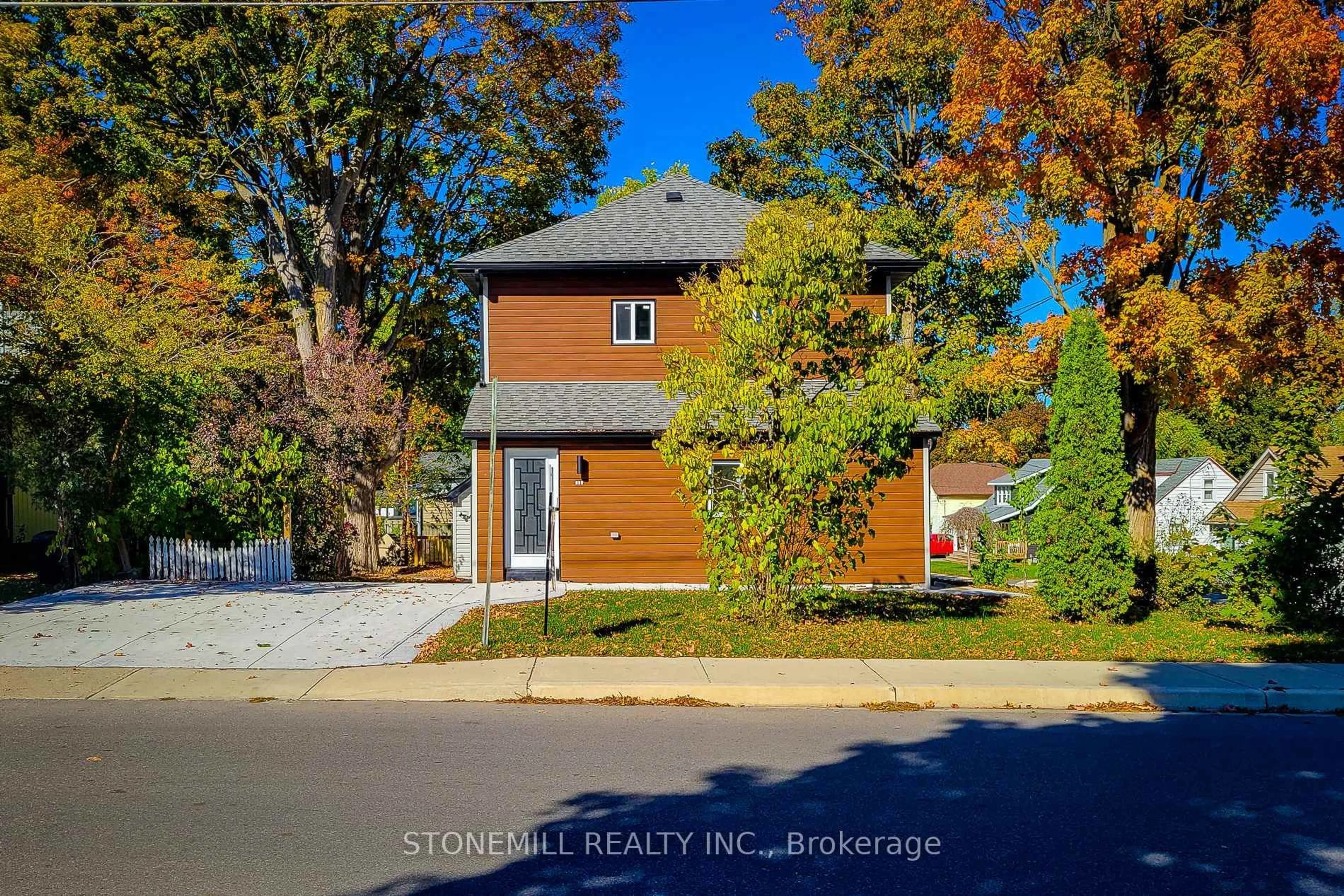 Home with brick exterior material, street for 727 College Ave, Woodstock Ontario N4S 2C7