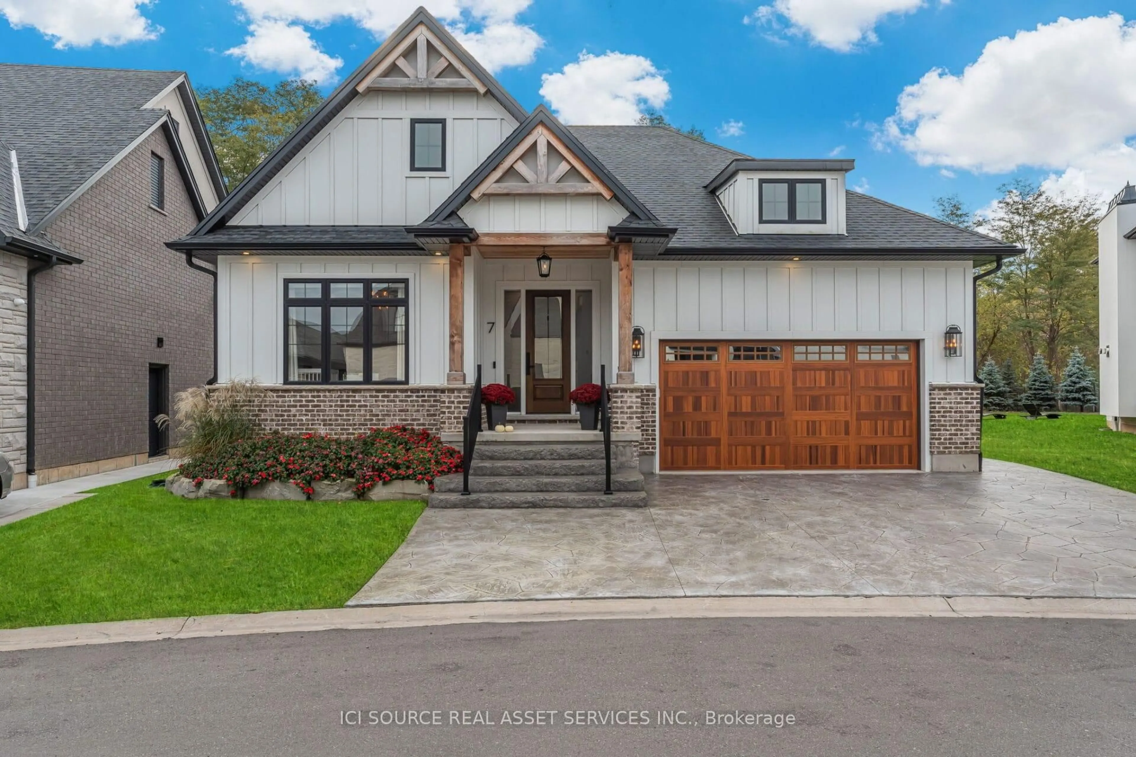 Home with brick exterior material, street for 7 Fedorkow Lane, Niagara-on-the-Lake Ontario L0S 1J1