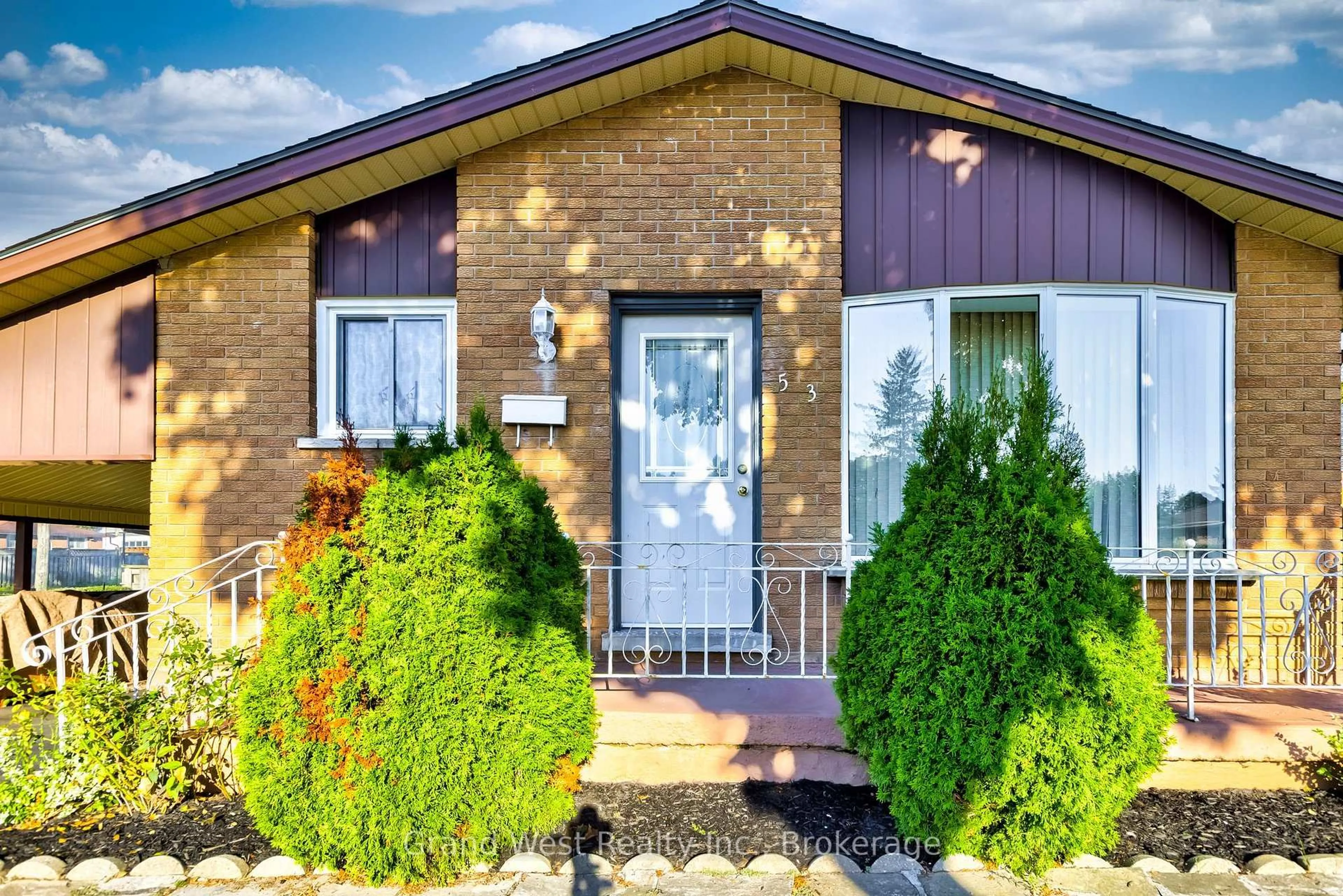 Home with brick exterior material, street for 53 MOSCRIP Rd, Cambridge Ontario N1R 5Y8