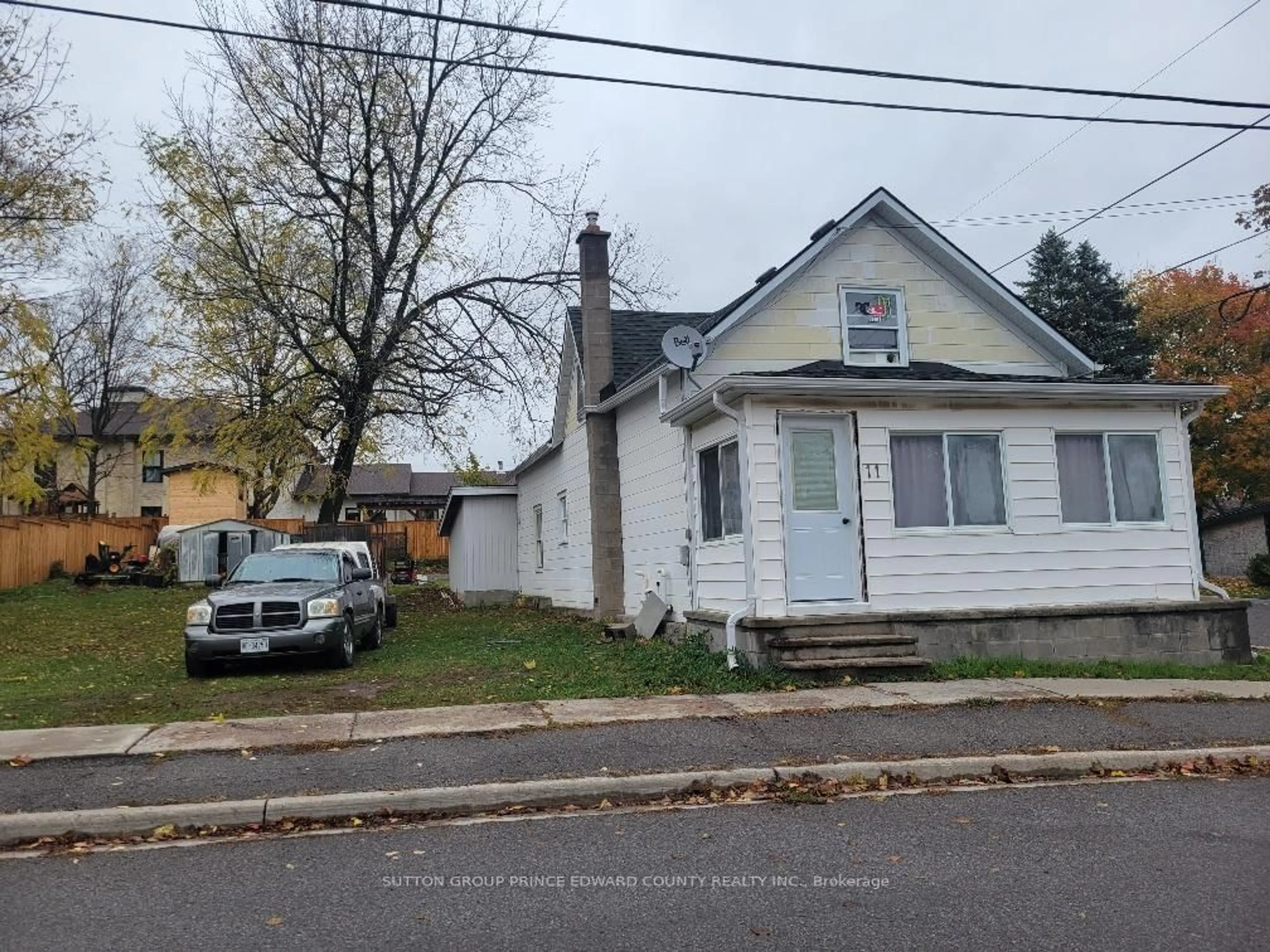 Unknown for 11 Low St, Prince Edward County Ontario K0K 2T0