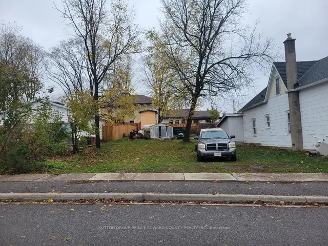 11 Low St, Prince Edward County 3
