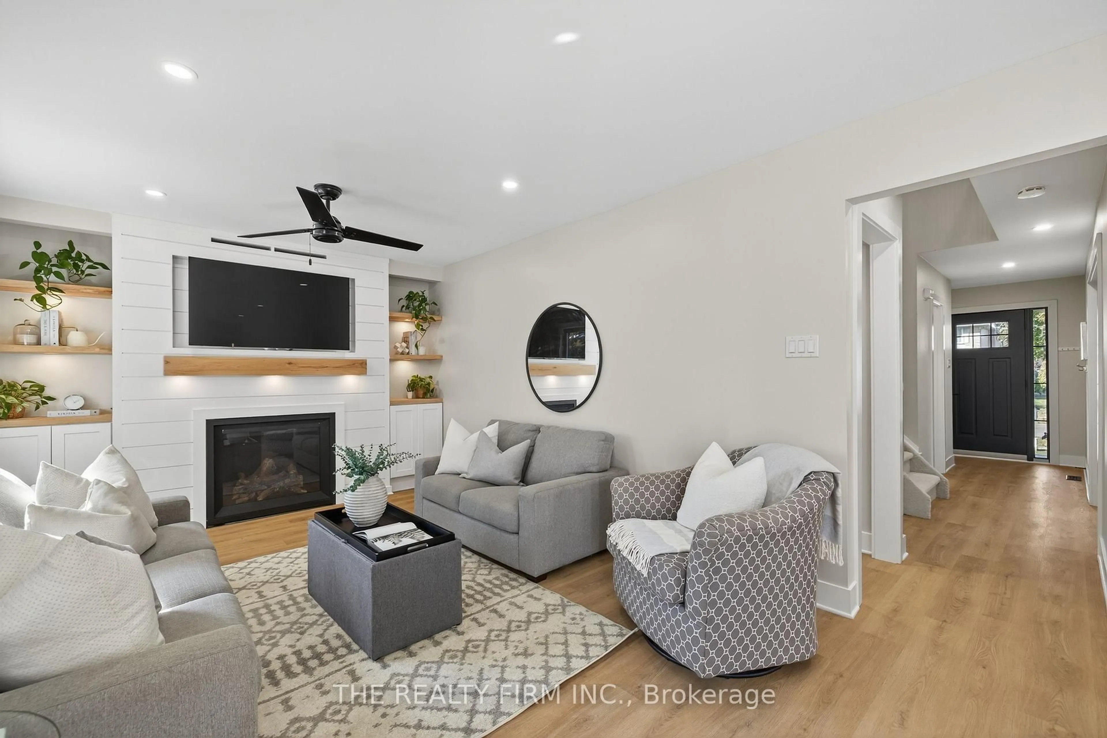 Living room with furniture, unknown for 107 Cheswick Circ, London South Ontario N6E 3L2