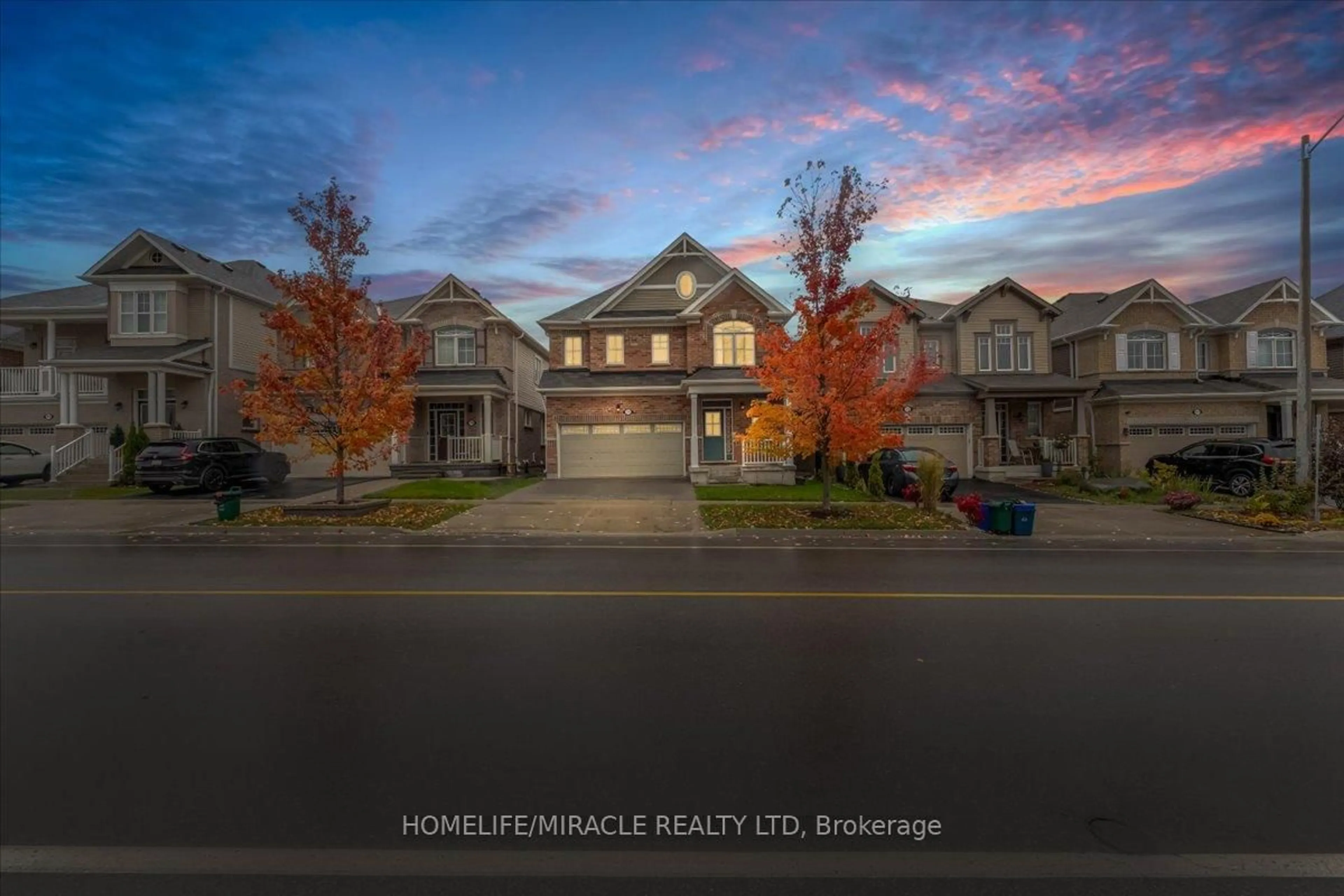 A pic from outside/outdoor area/front of a property/back of a property/a pic from drone, street for 75 Compass Tr, Cambridge Ontario N3E 0B5