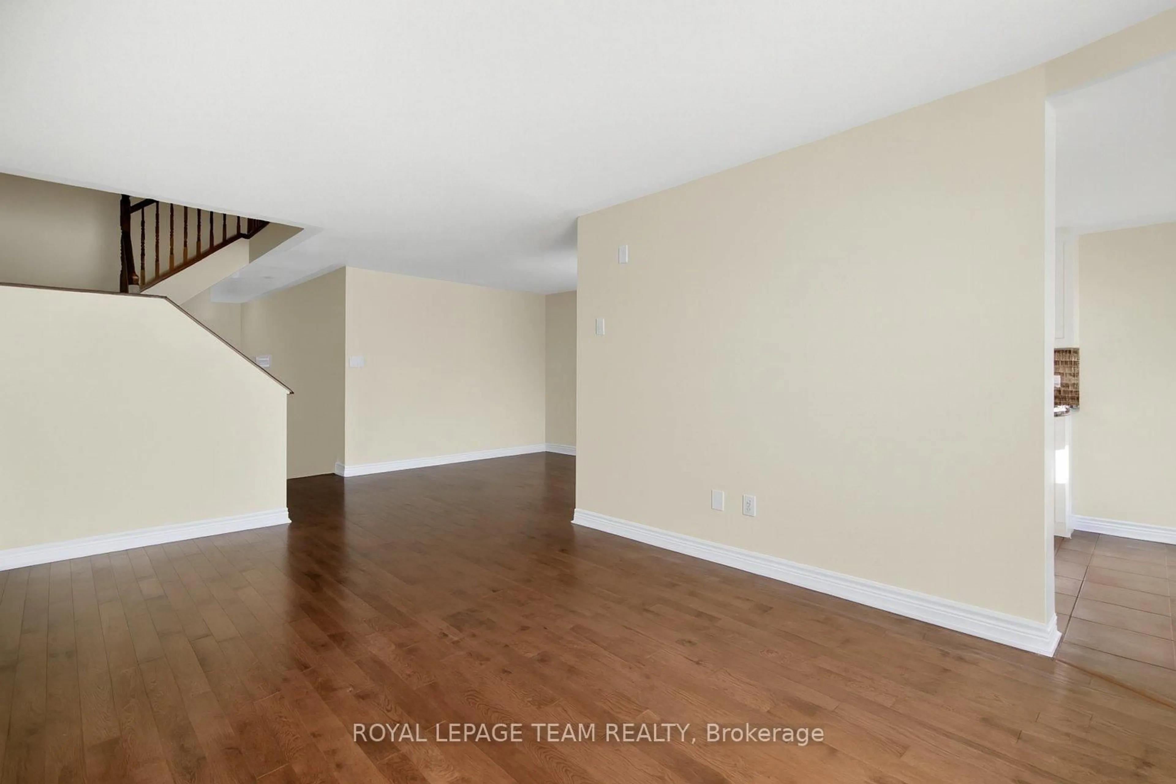 A pic of a room for 245 Garrity Cres, Ottawa Ontario K2J 3T7