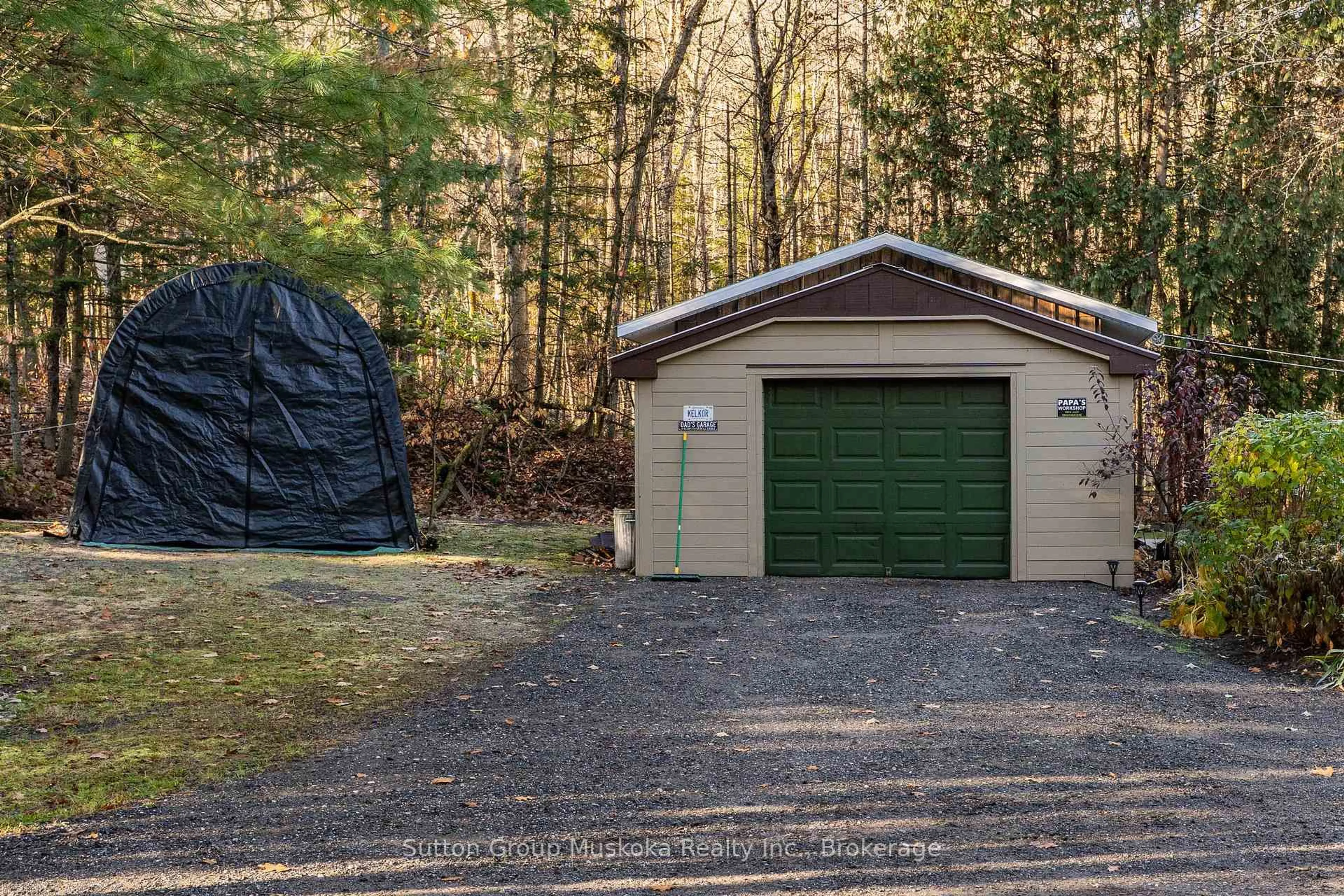 Shed for 236 Hoodstown Rd, Huntsville Ontario P1H 2J2