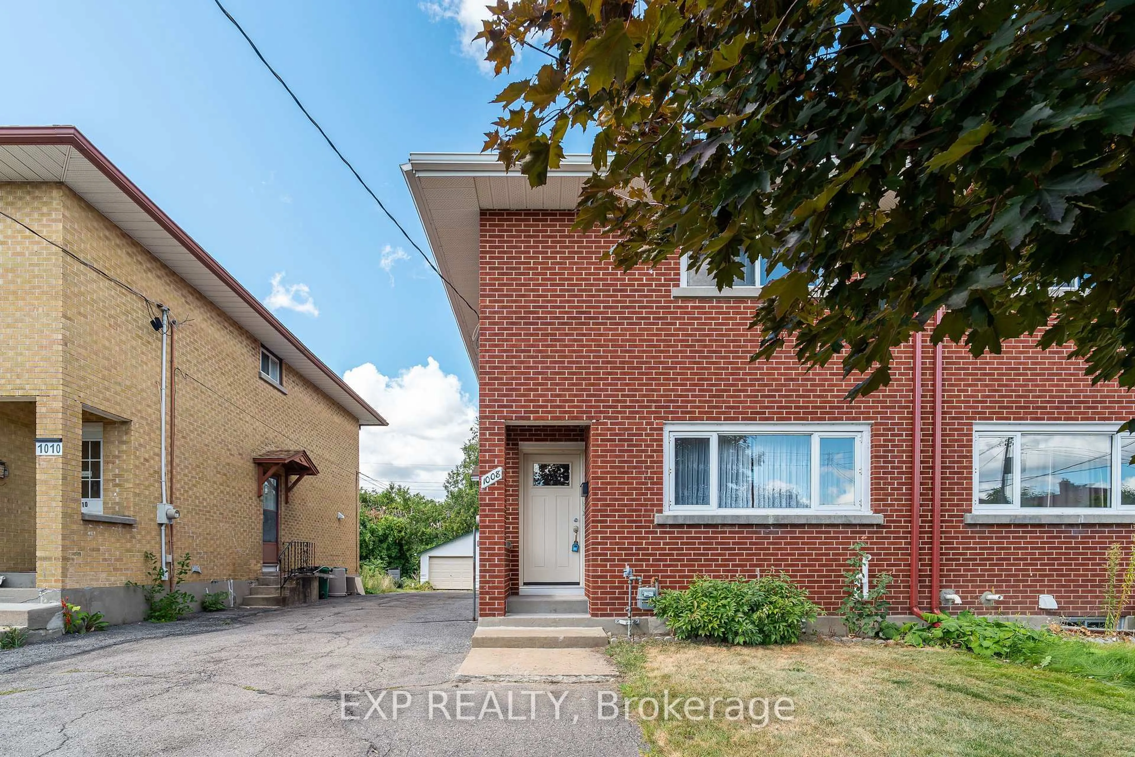 Home with brick exterior material, street for 1008 Riddell Ave, Ottawa Ontario K2C 2J5