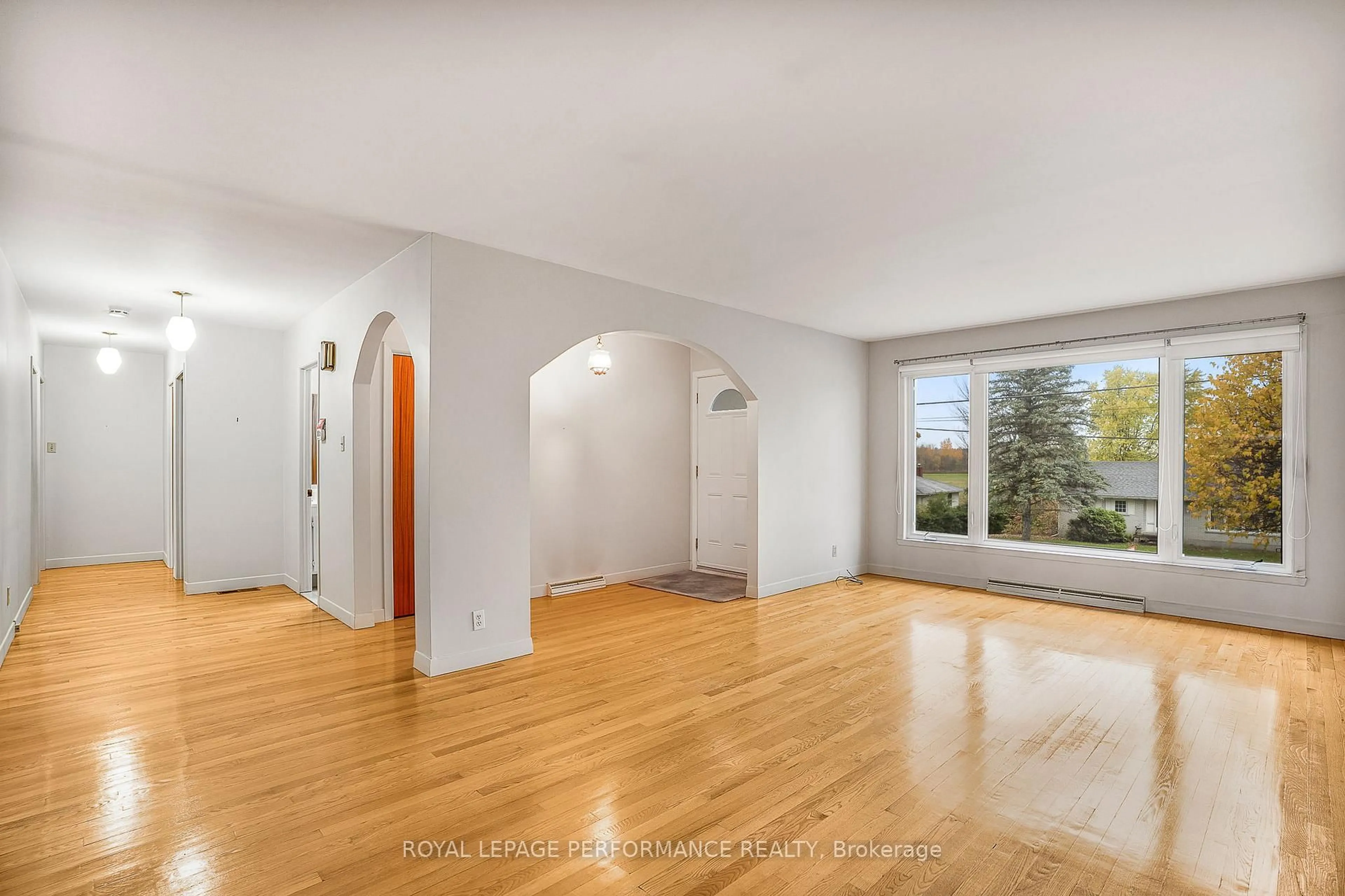 Unknown for 99 John St, Champlain Ontario K0B 1K0