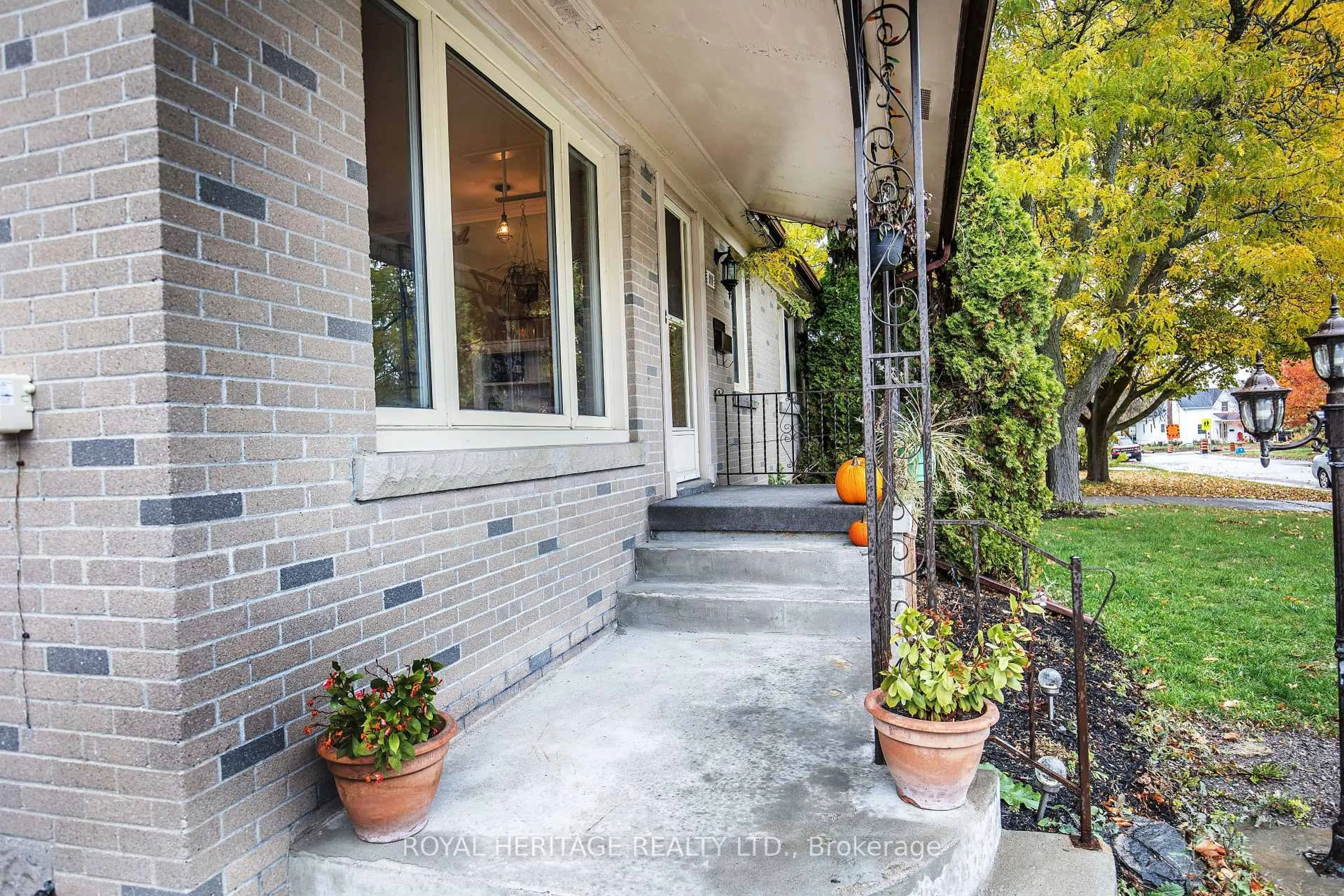 Unknown for 111 Adelaide St, Kawartha Lakes Ontario K9V 4L9