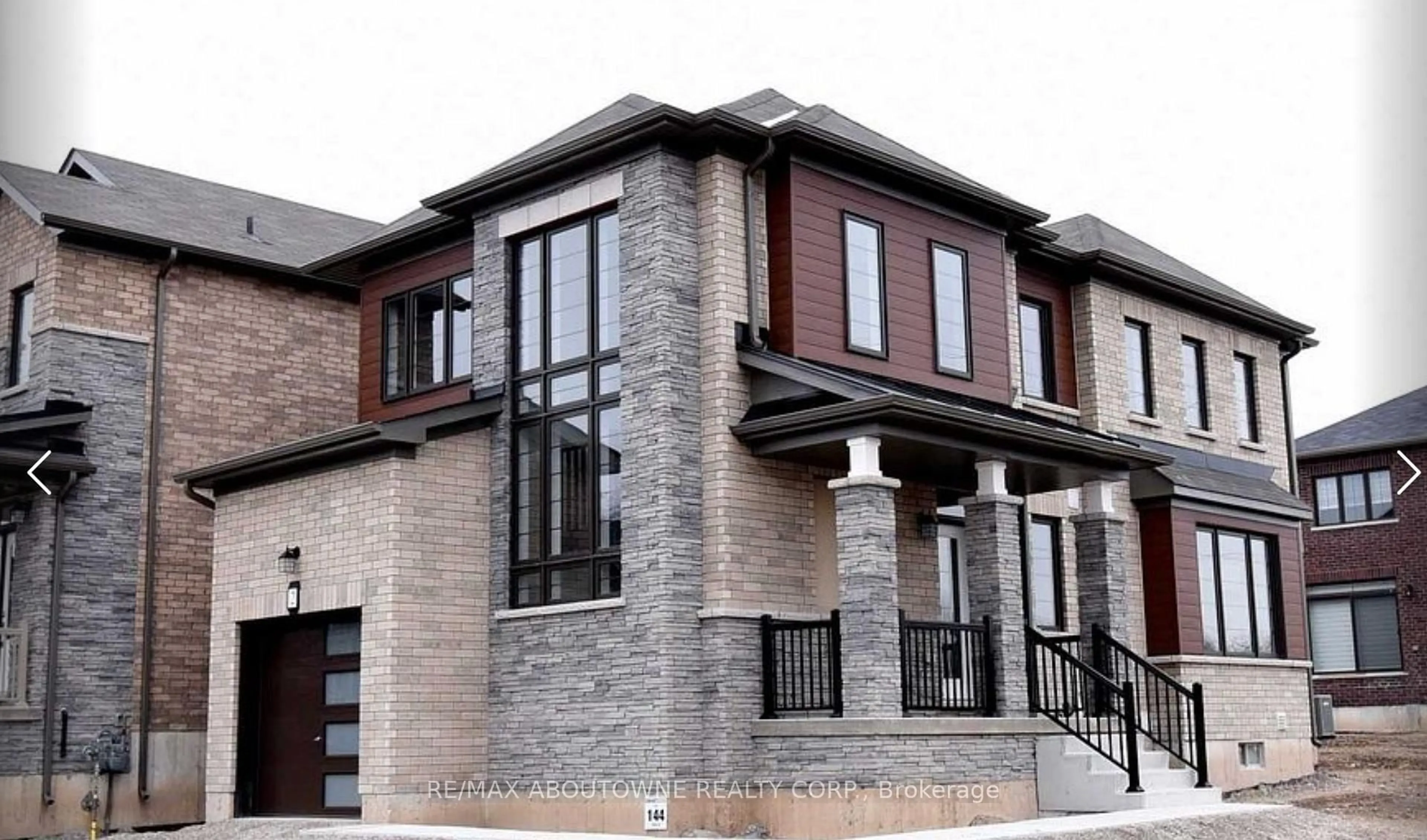 Home with brick exterior material, building for 2 Sundin Dr, Haldimand Ontario N3W 0H1