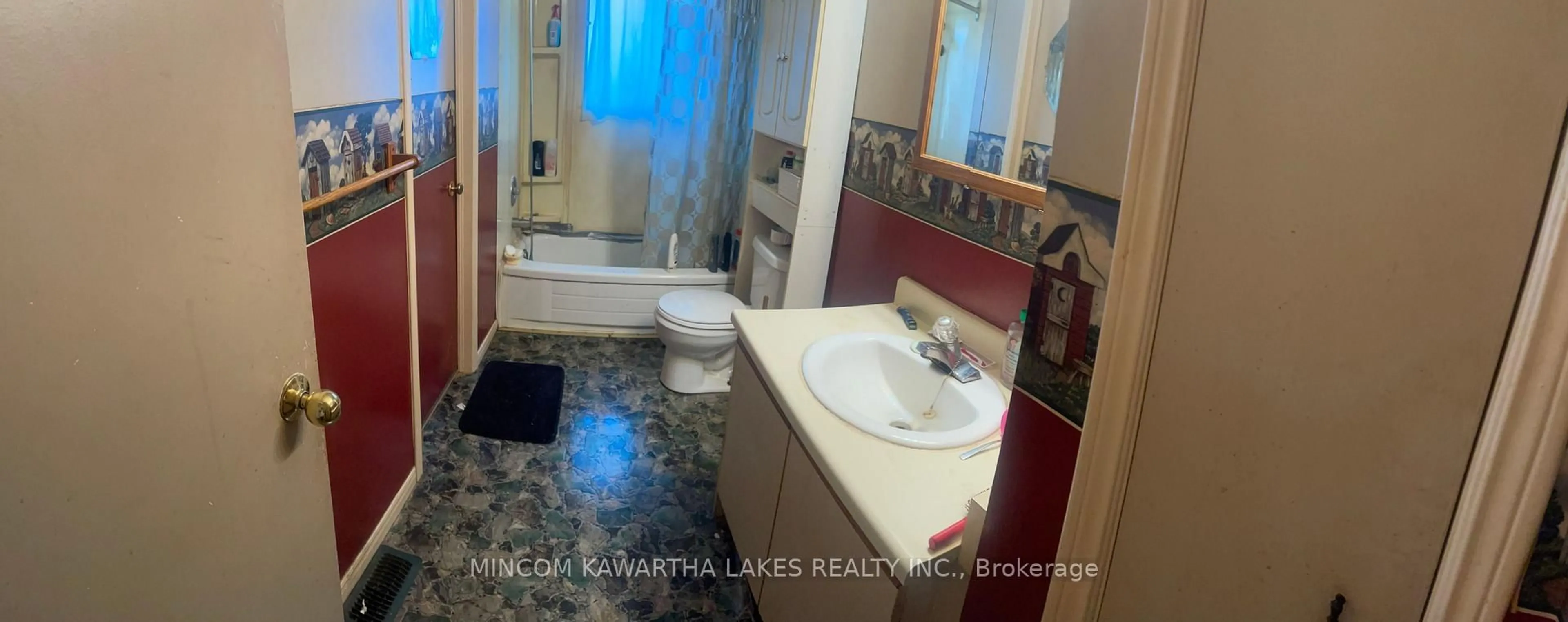 Standard bathroom, ceramic/tile floor for 839 Centennial Pk Rd, Kawartha Lakes Ontario K0M 2B0