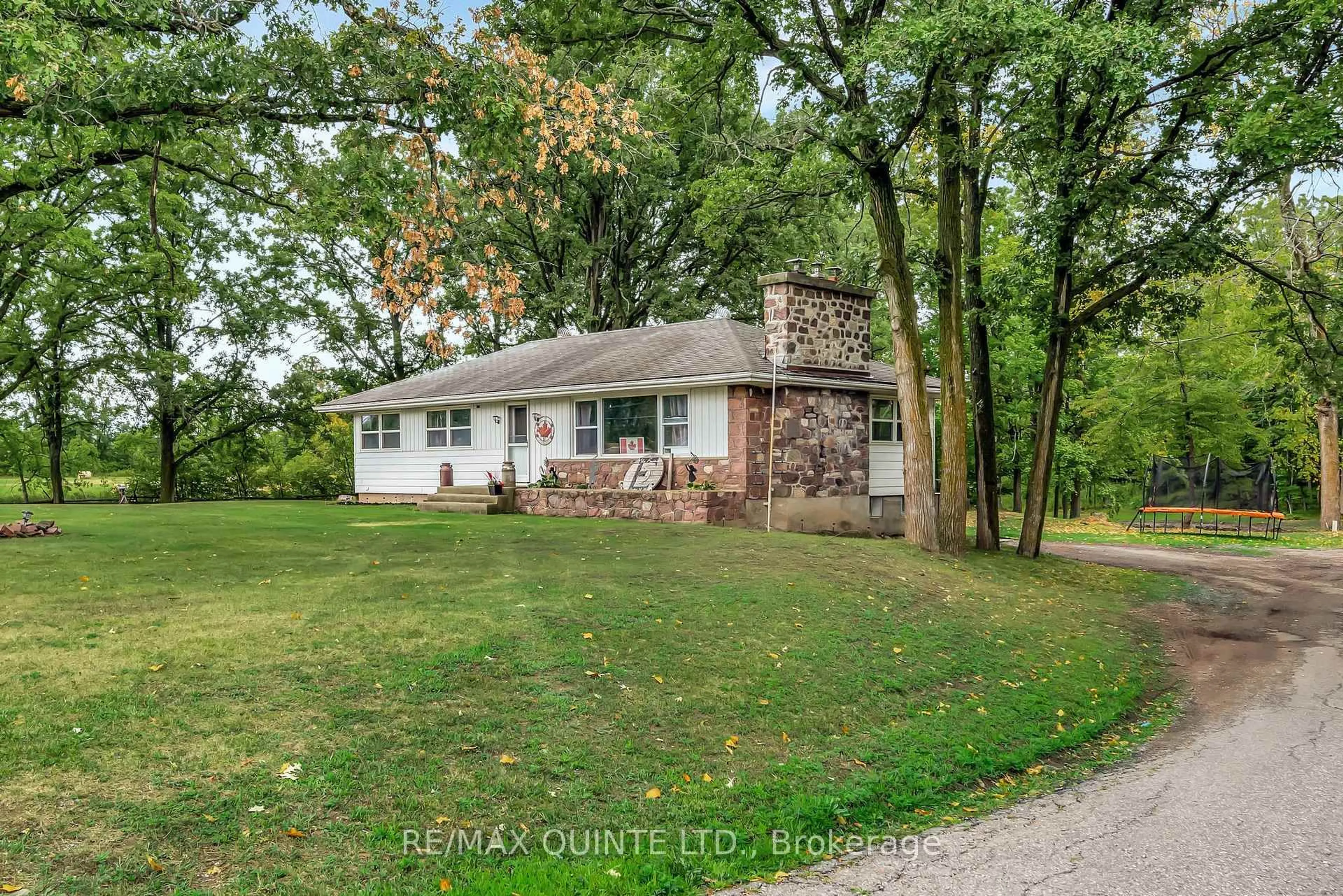 A pic from outside/outdoor area/front of a property/back of a property/a pic from drone, street for 14184 Highway 62, Madoc Ontario K0K 2K0