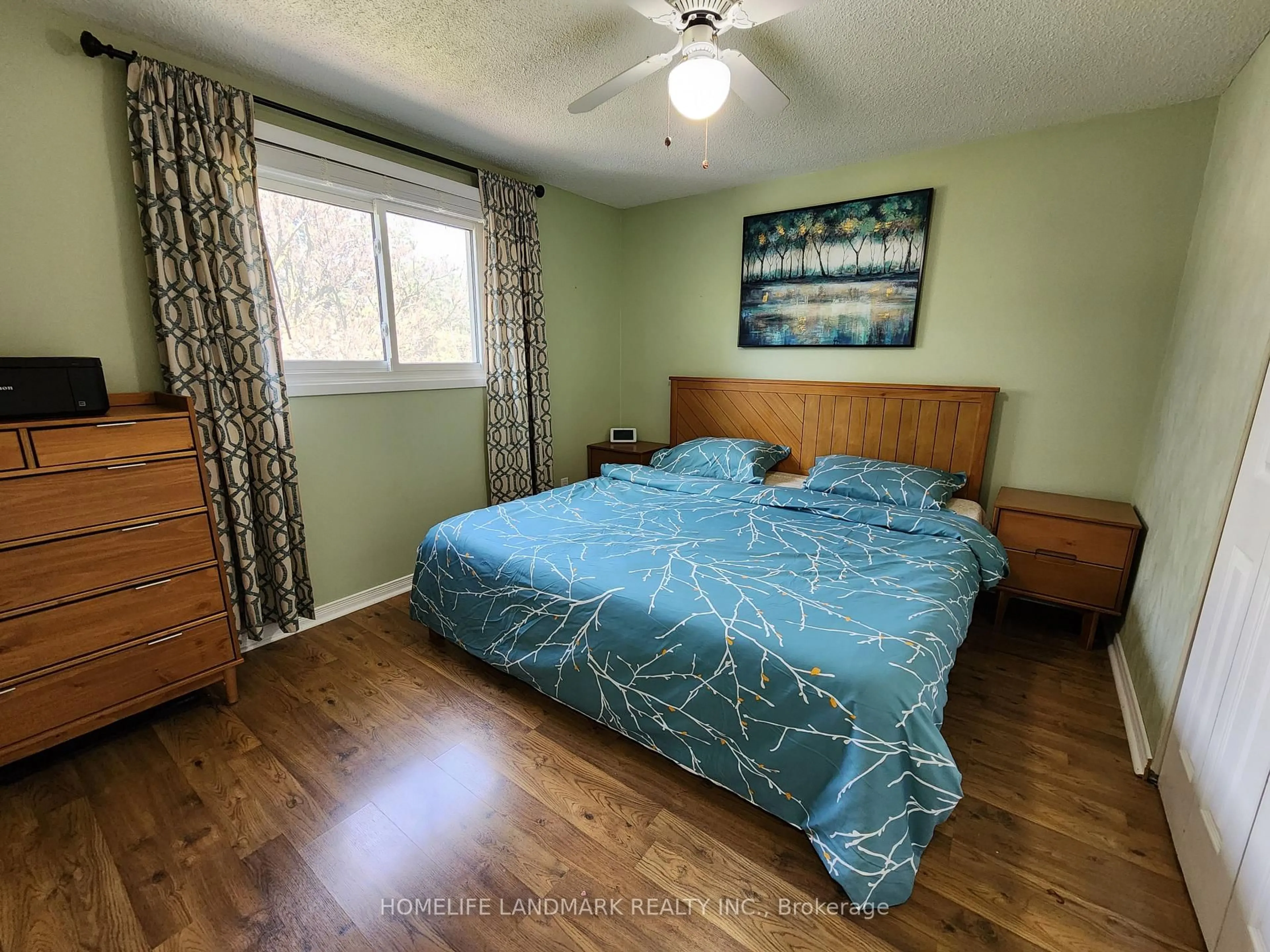 Bedroom with bed, unknown for 39 Elma St, St. Catharines Ontario L2N 6Z2