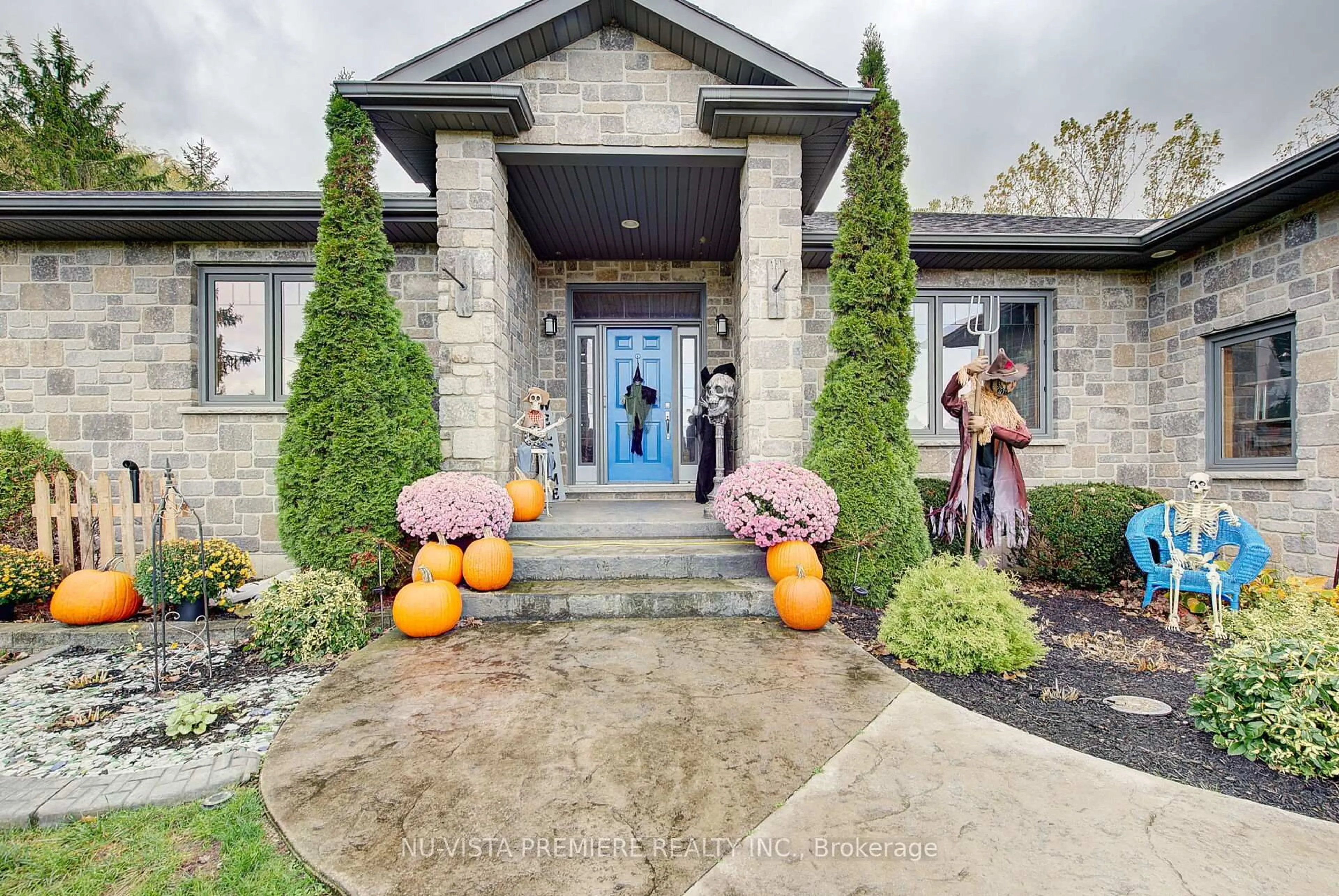 Unknown for 36273 Gore Rd, South Huron Ontario N0M 1T0