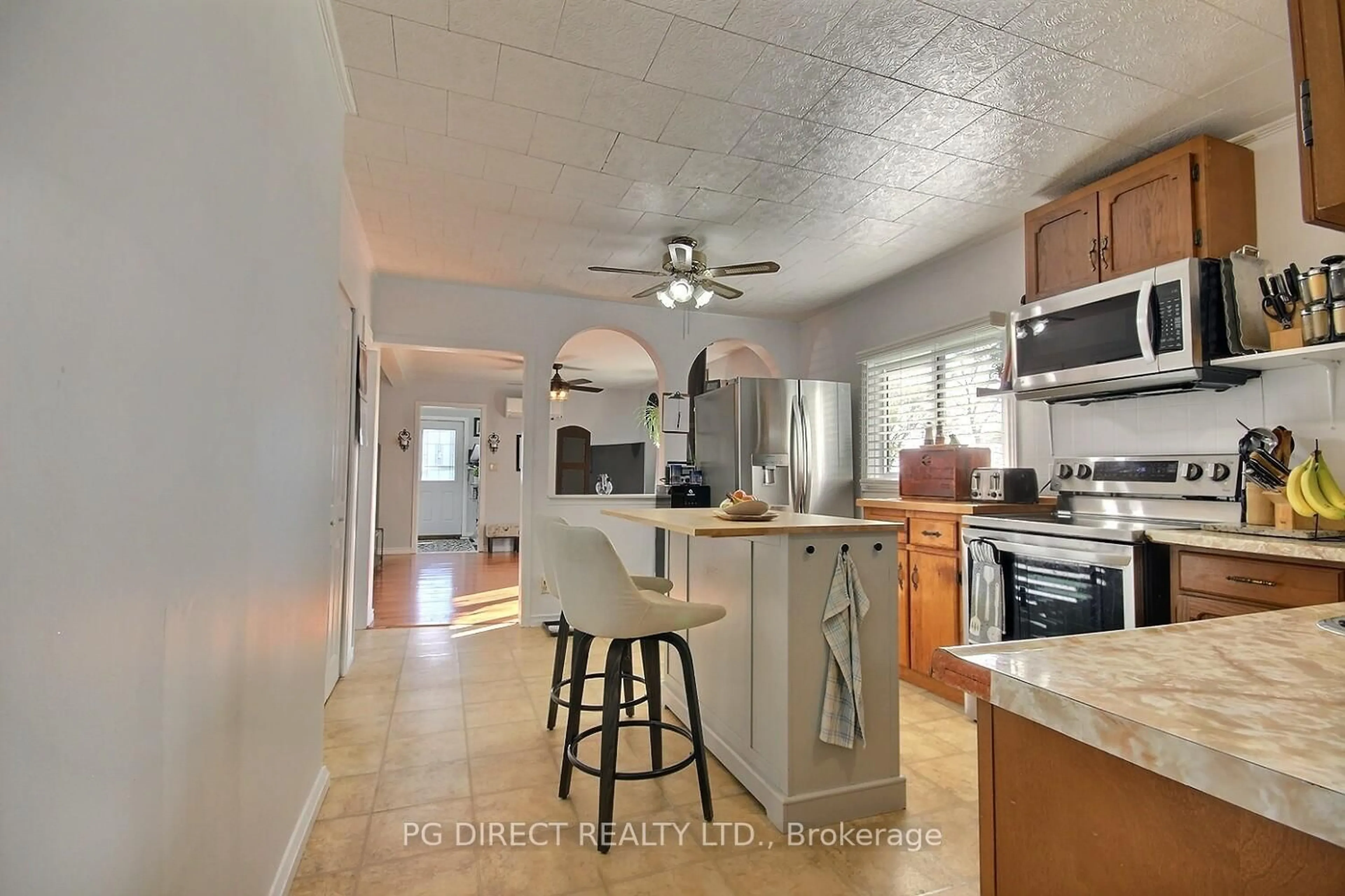 Open concept kitchen, ceramic/tile floor for 644 Smokes Point Rd, Prince Edward County Ontario K0K 1L0